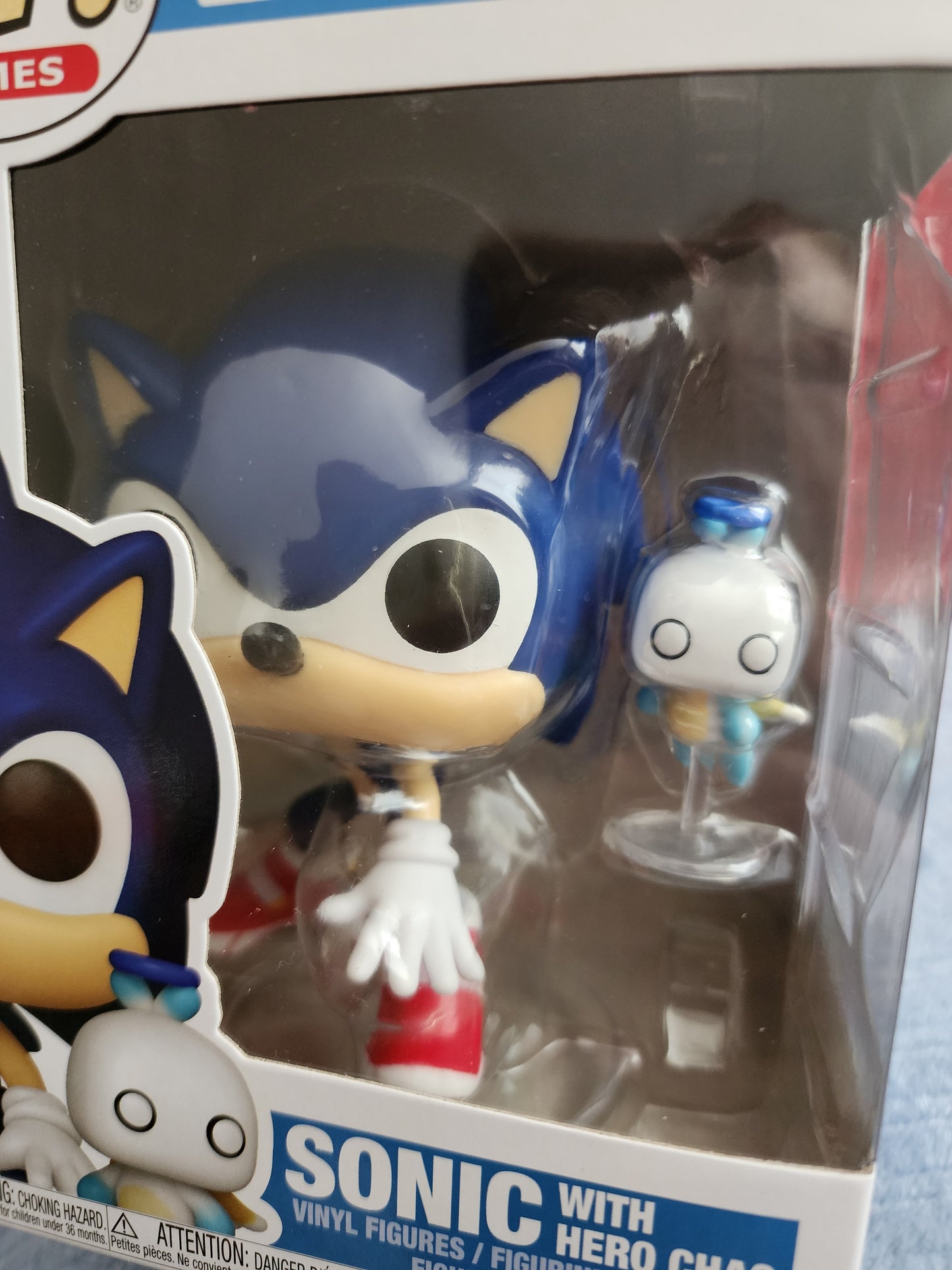 Funko Pop Sonic the Hedgehog Sonic with Hero Chao Figures