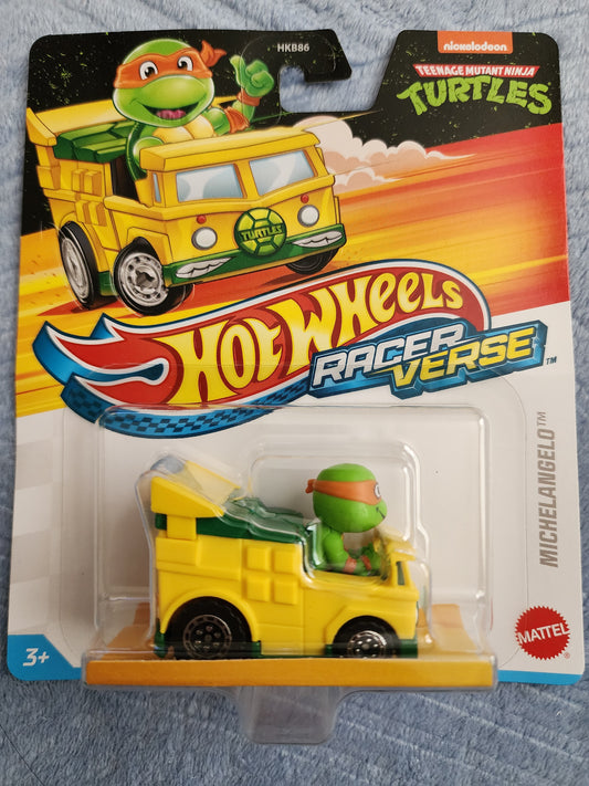 Hot Wheels Racer Verse TMNT Michelangelo Car