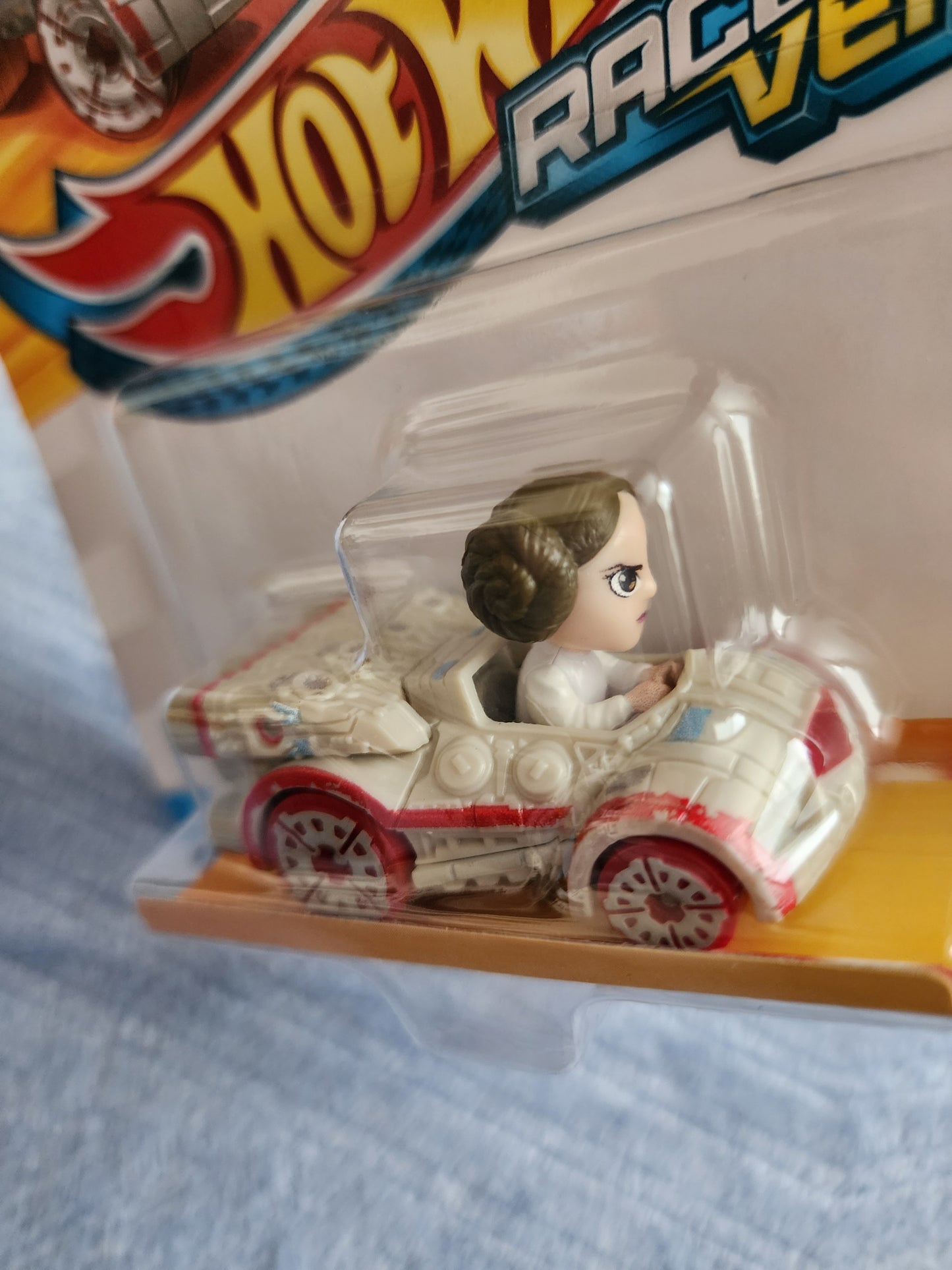 Hot Wheels Racer Verse Princess Leia Car