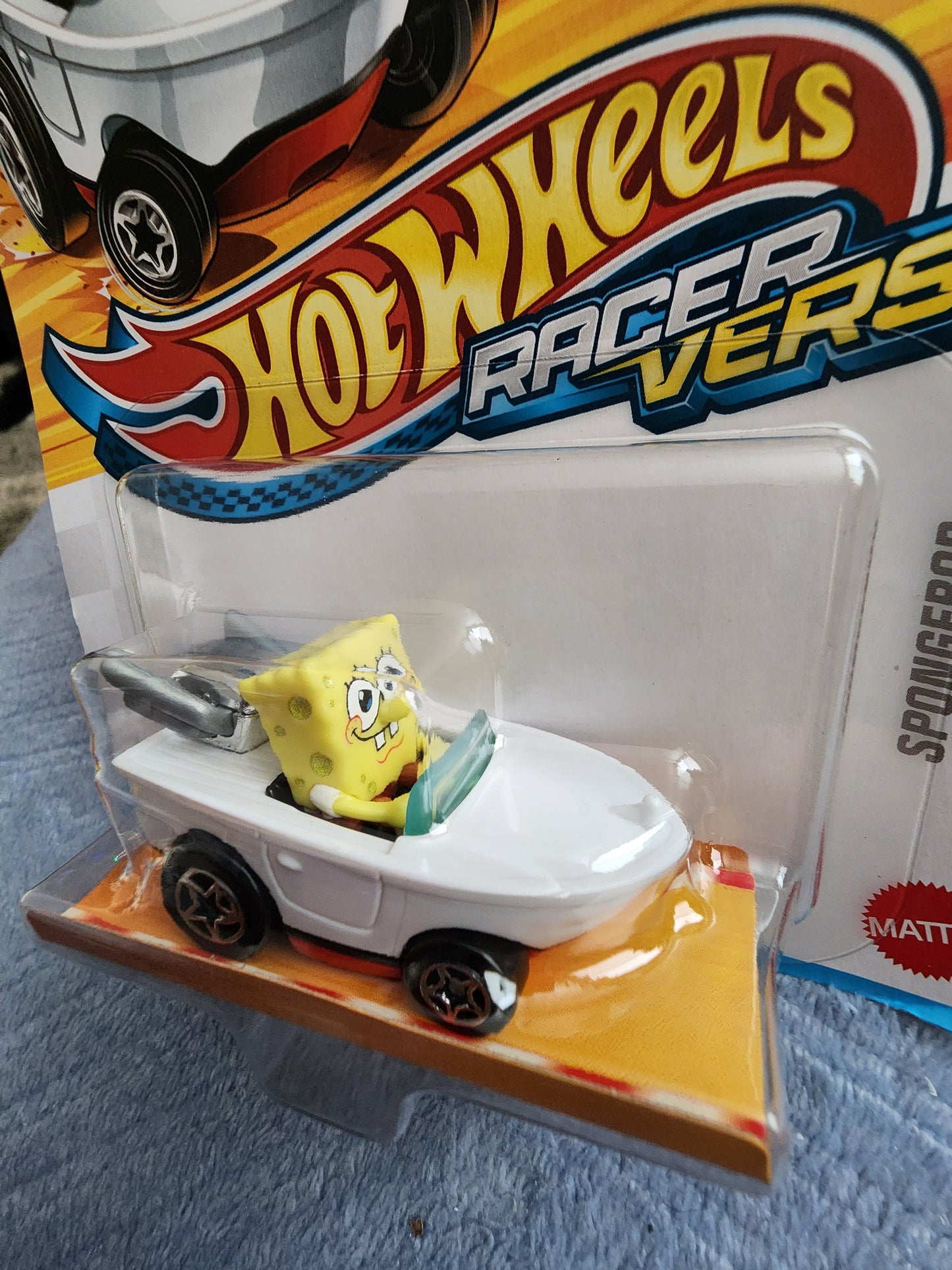 Hot Wheels Racer Verse Spongebob Square Pants Car