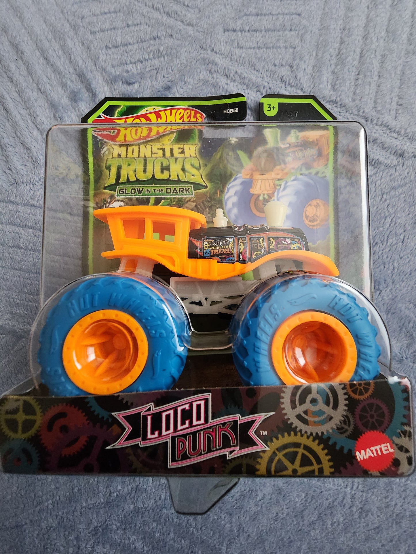 Hot Wheels Glows in the Dark Monster Trucks