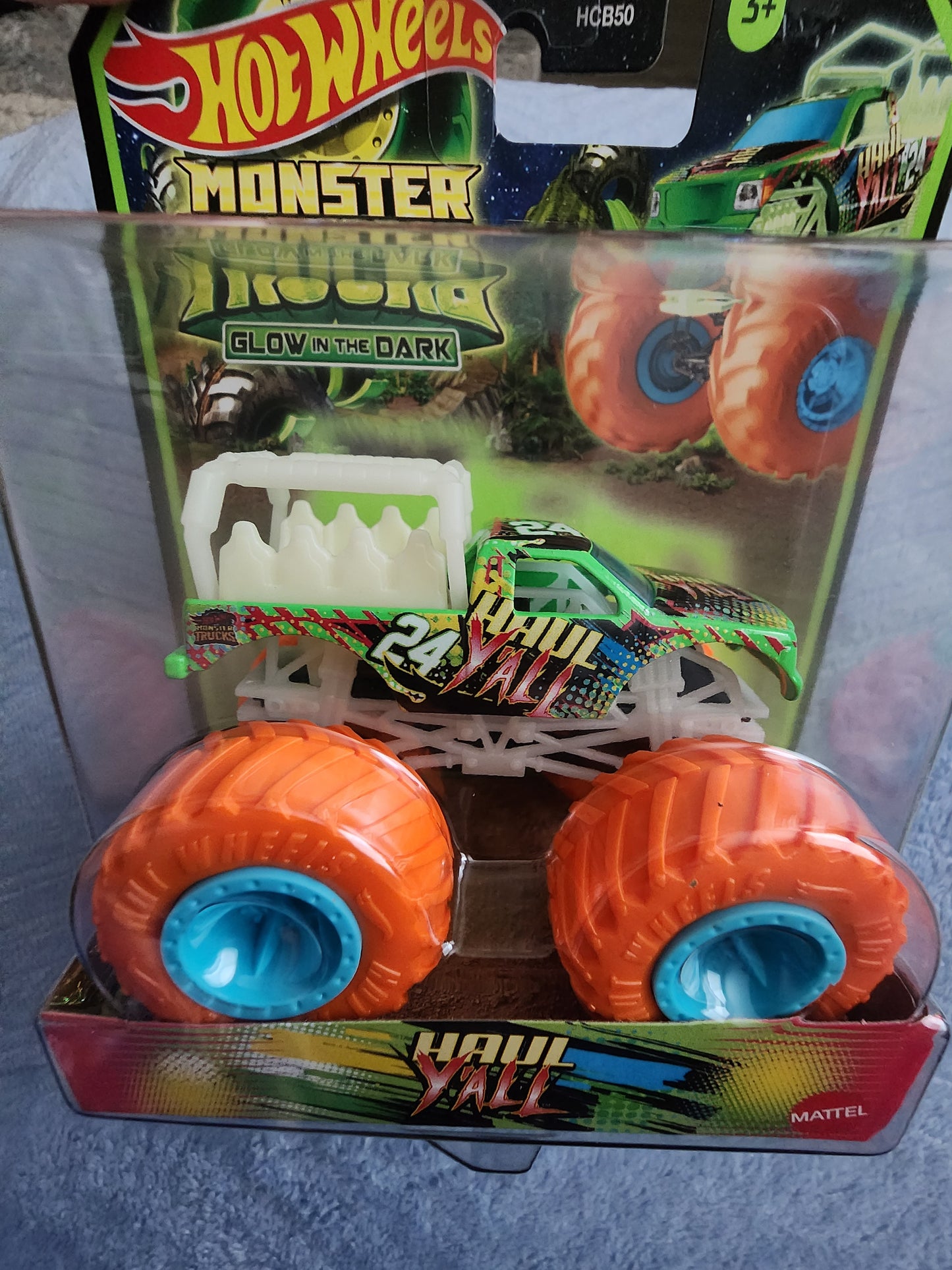 Hot Wheels Glows in the Dark Monster Trucks