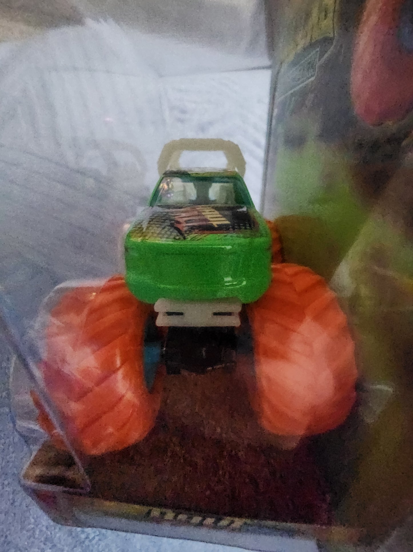 Hot Wheels Glows in the Dark Monster Trucks