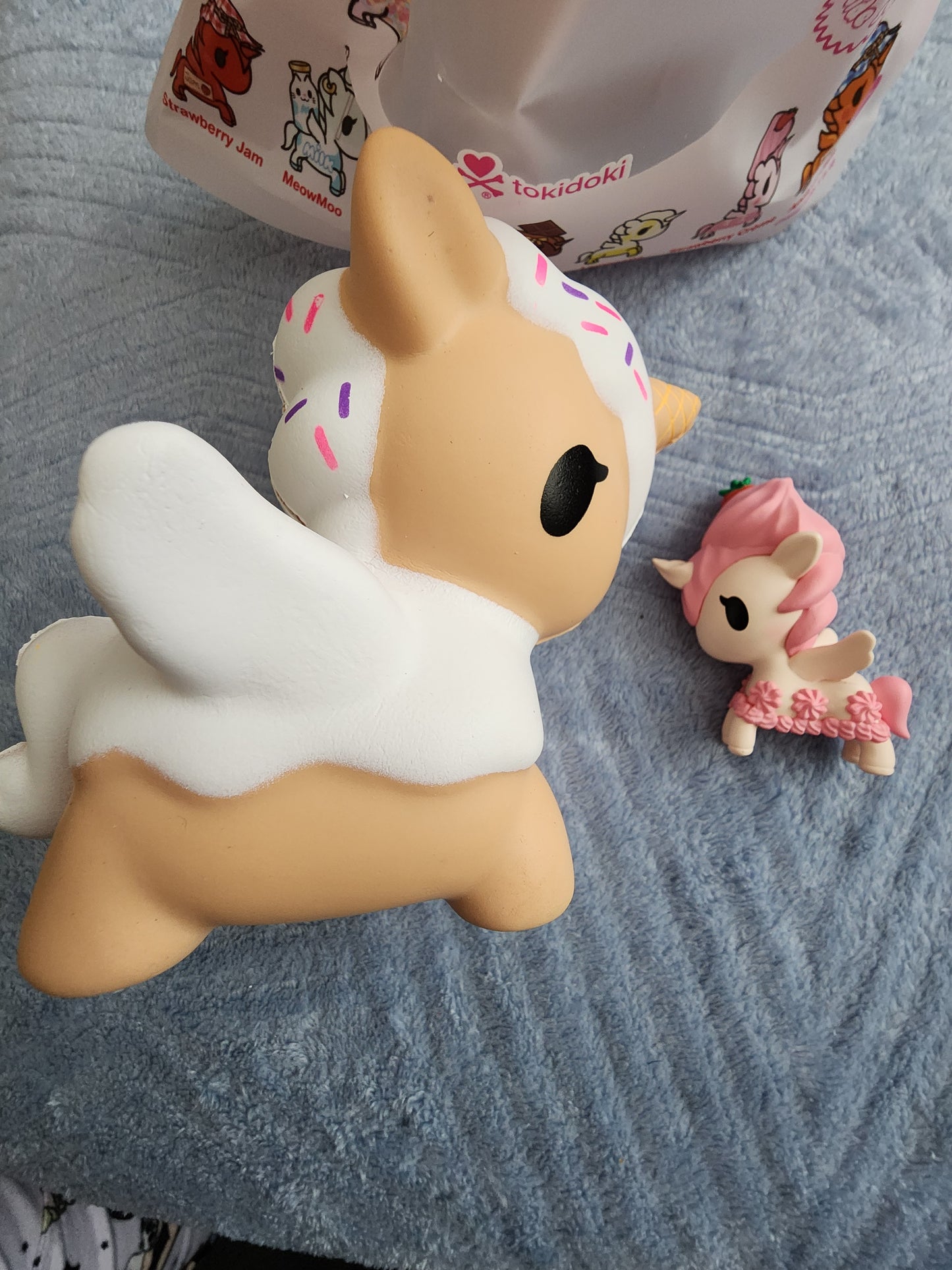 Toki Mochi Donut Unicorno Mystery Figures