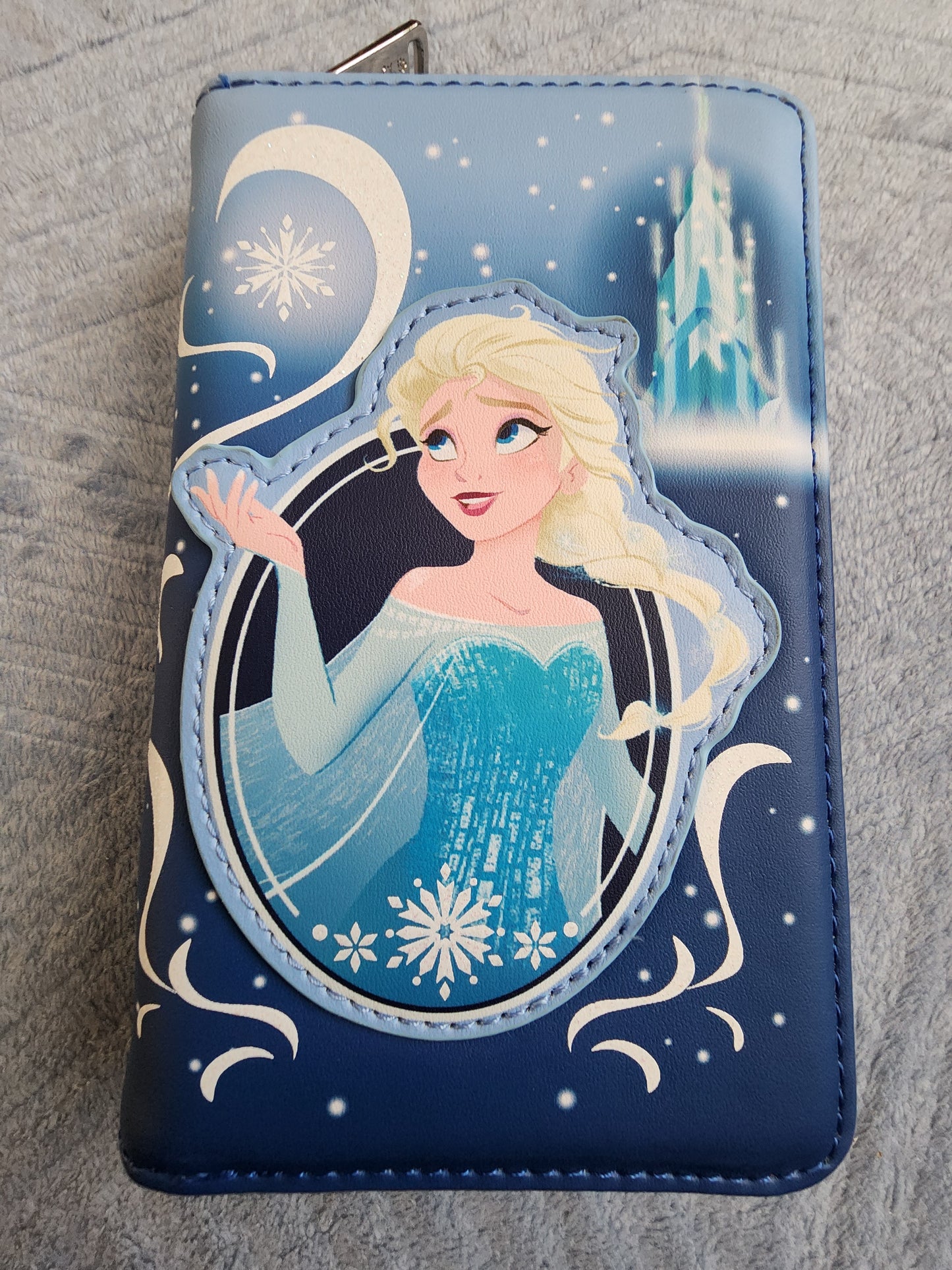 Loungefly Disney Frozen Elisa Exclusive Wallet