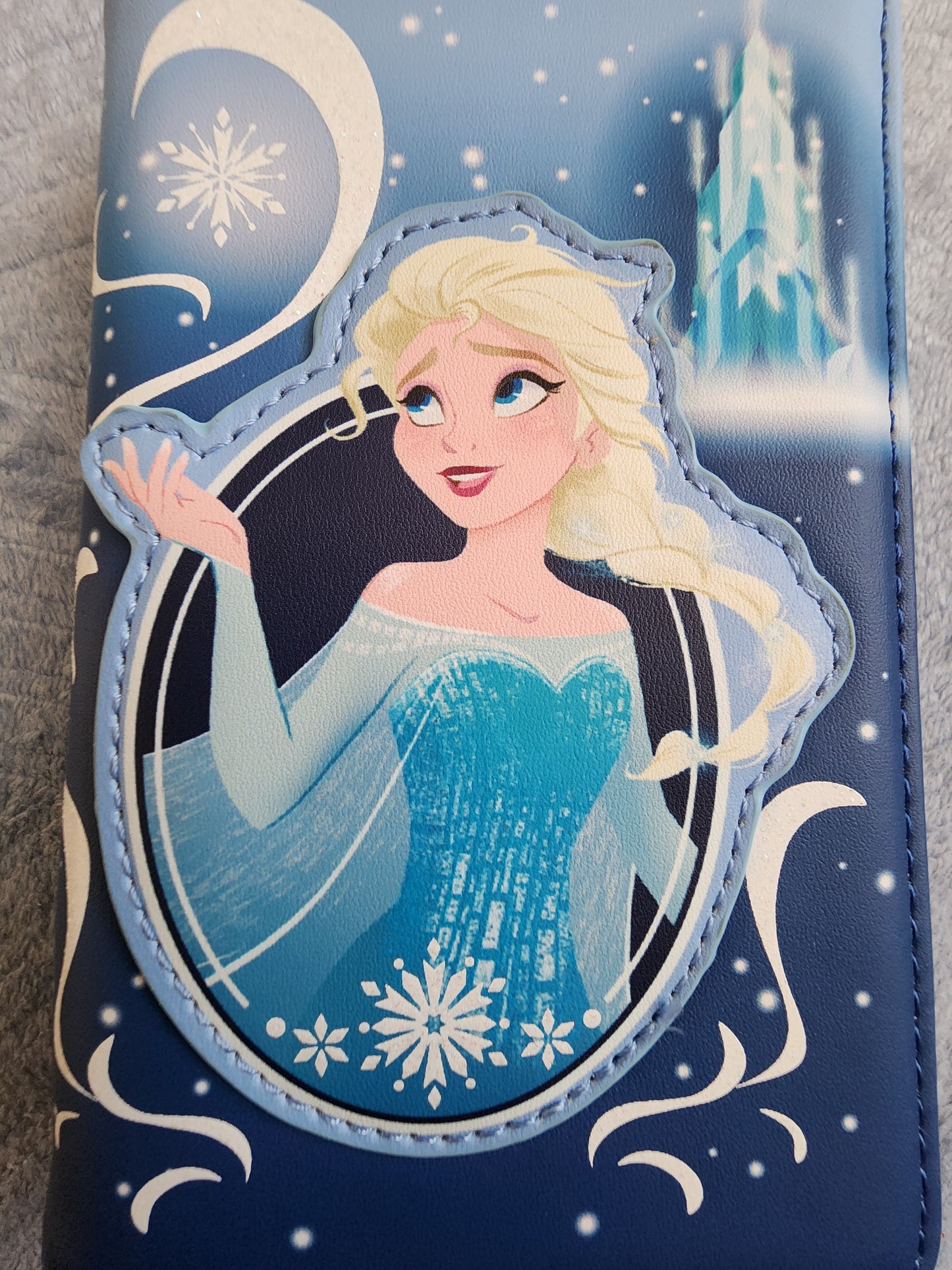 Loungefly Disney Frozen Elisa Exclusive Wallet