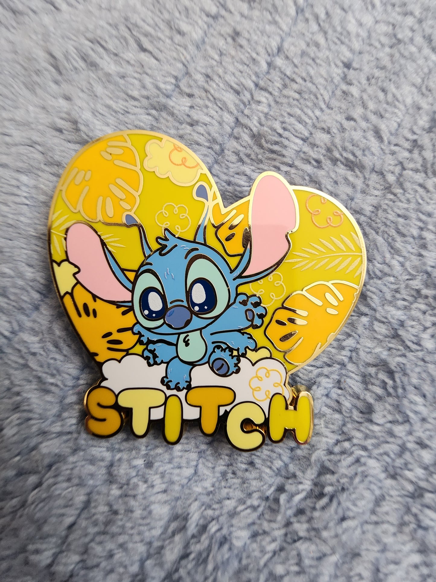 Our Universe Disney Baby Stitch Mystery Pins