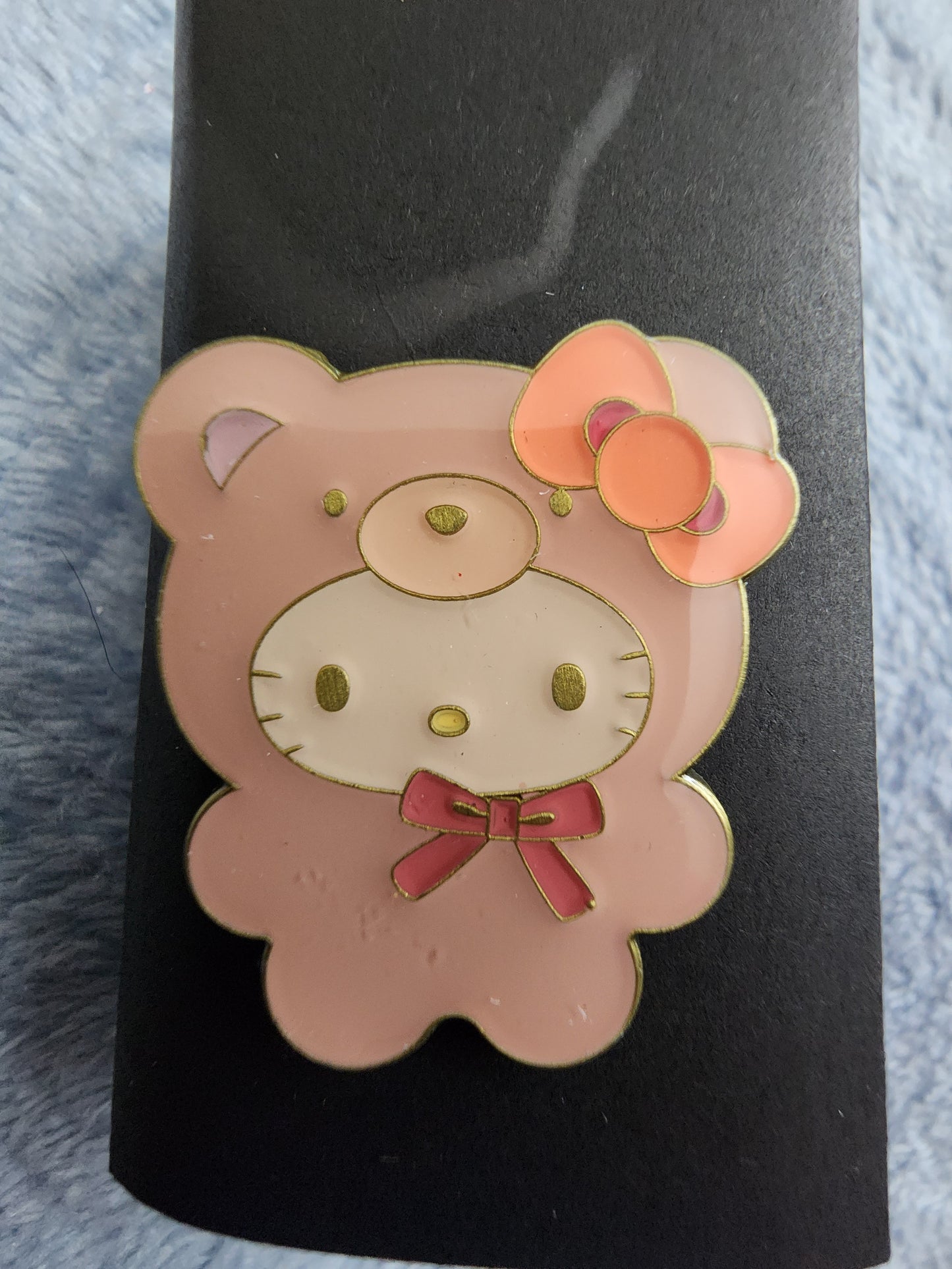 Hello Kitty and Friends Latte Bear Mystery Pins