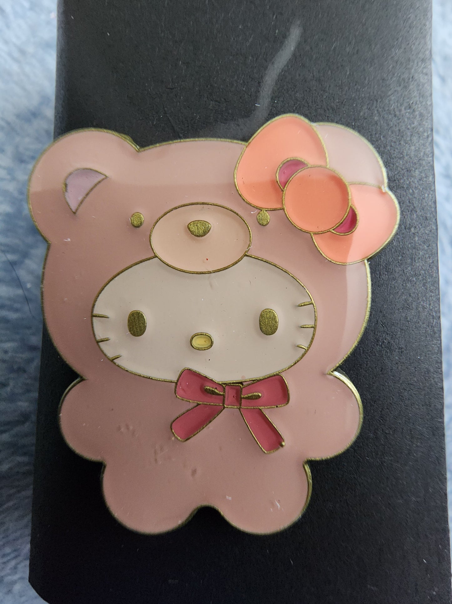 Hello Kitty and Friends Latte Bear Mystery Pins