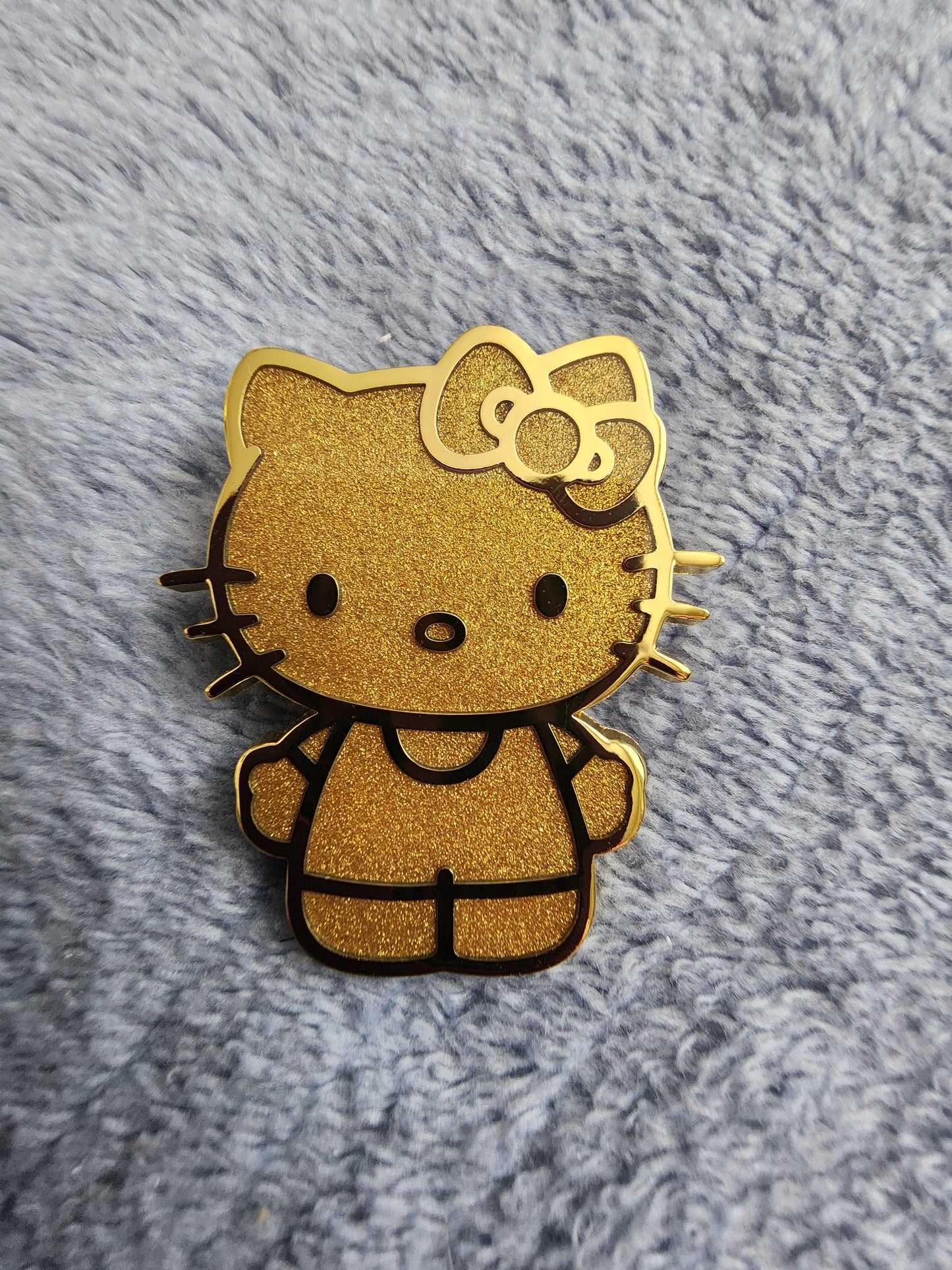 Loungefly Hello Kitty and Friends 50th Anniversary Gold Chaser Mystery Pin