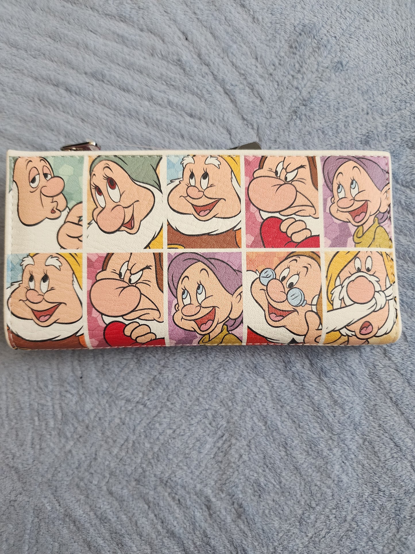 Disney Snow White and The Seven Drawfs Wallet