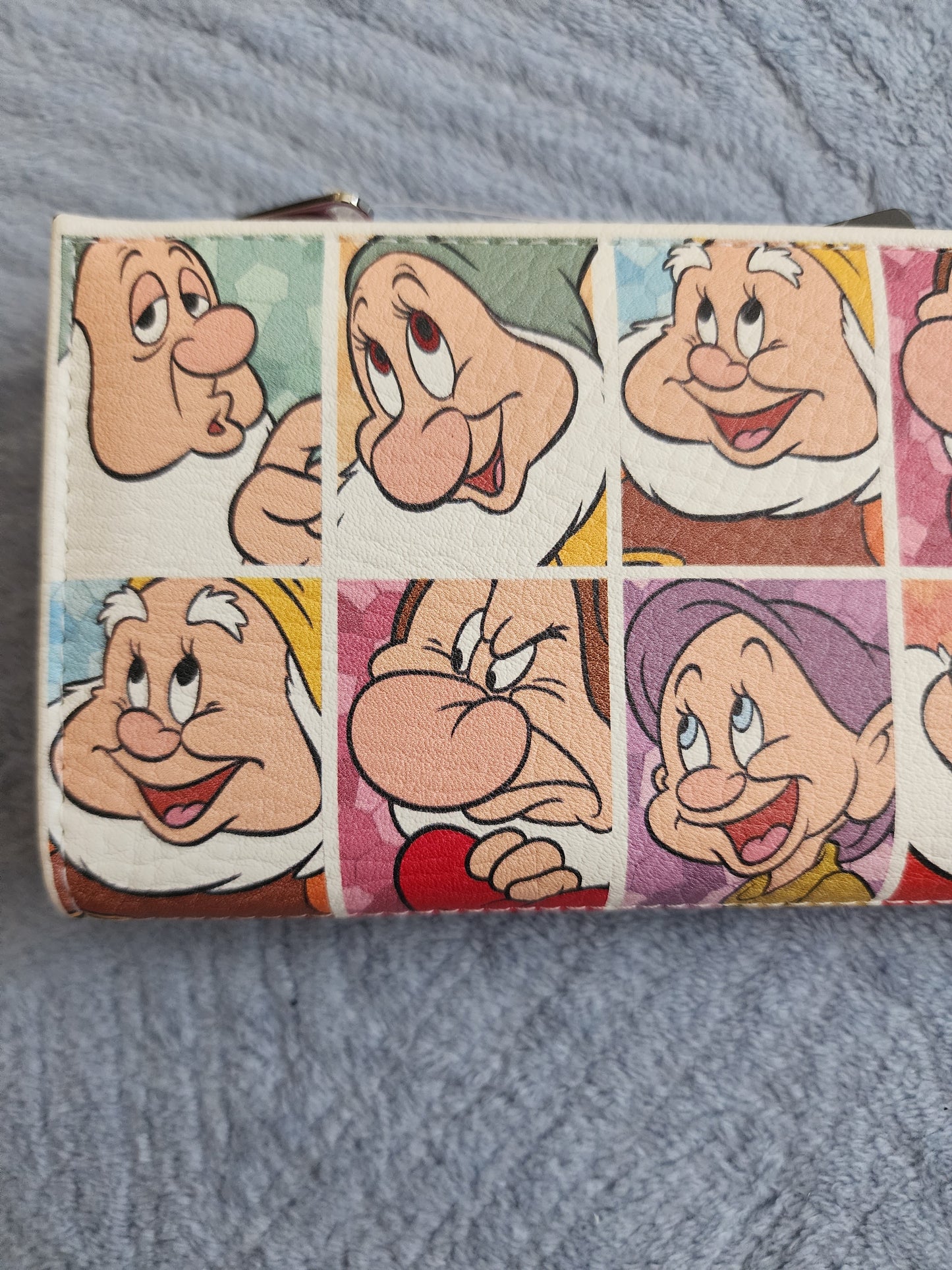 Disney Snow White and The Seven Drawfs Wallet