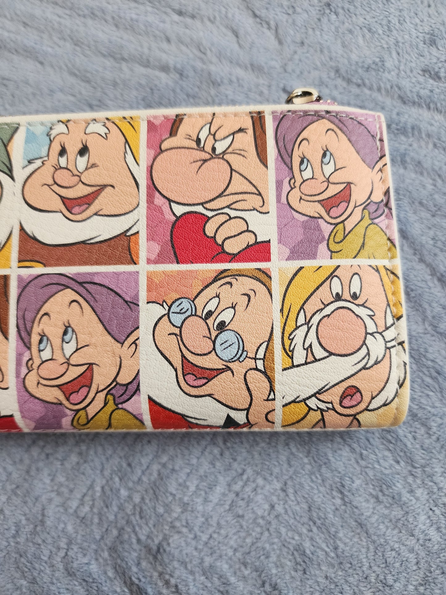 Disney Snow White and The Seven Drawfs Wallet