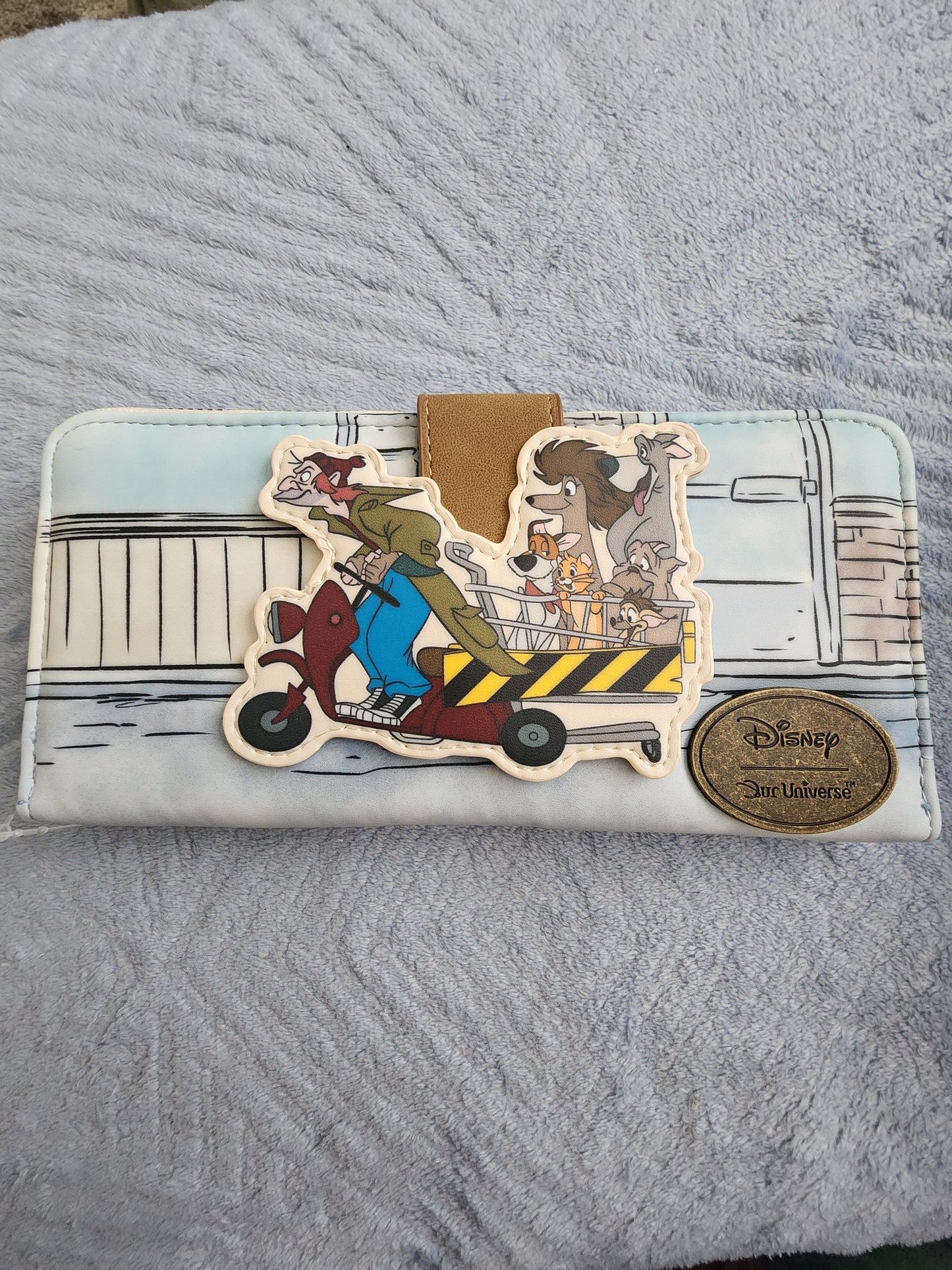 Our Universe Disney Oliver and Co Wallet