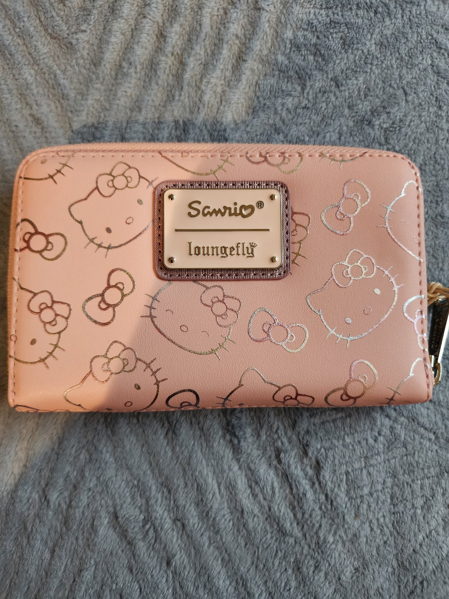 Loungefly Hello Kitty Iridescent Bow Exclusive Wallet