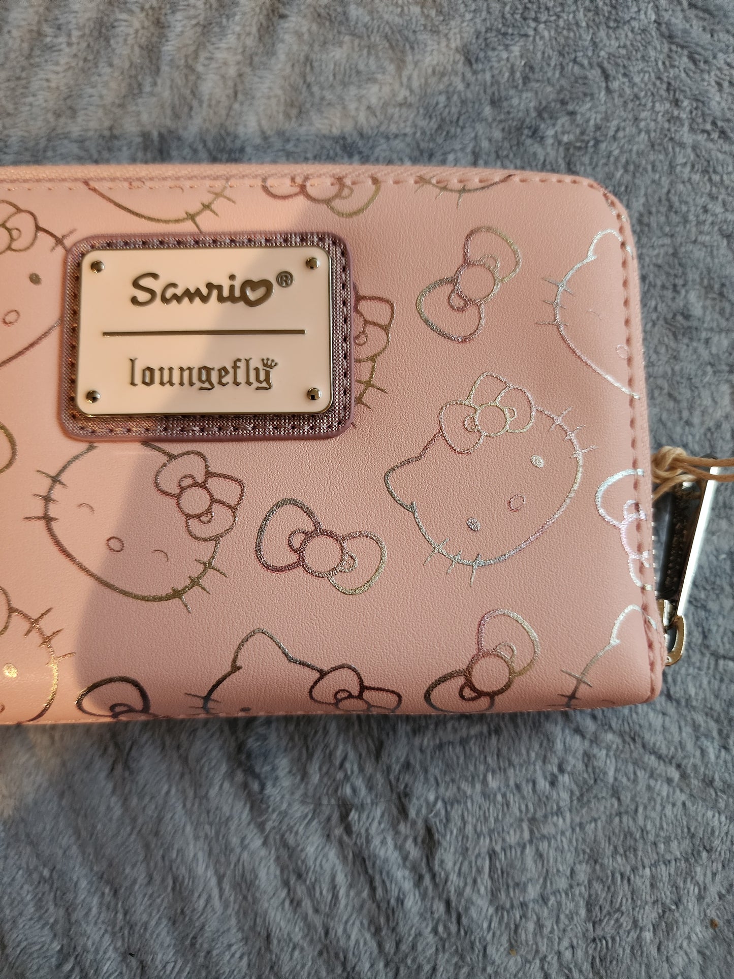 Loungefly Hello Kitty Iridescent Bow Exclusive Wallet