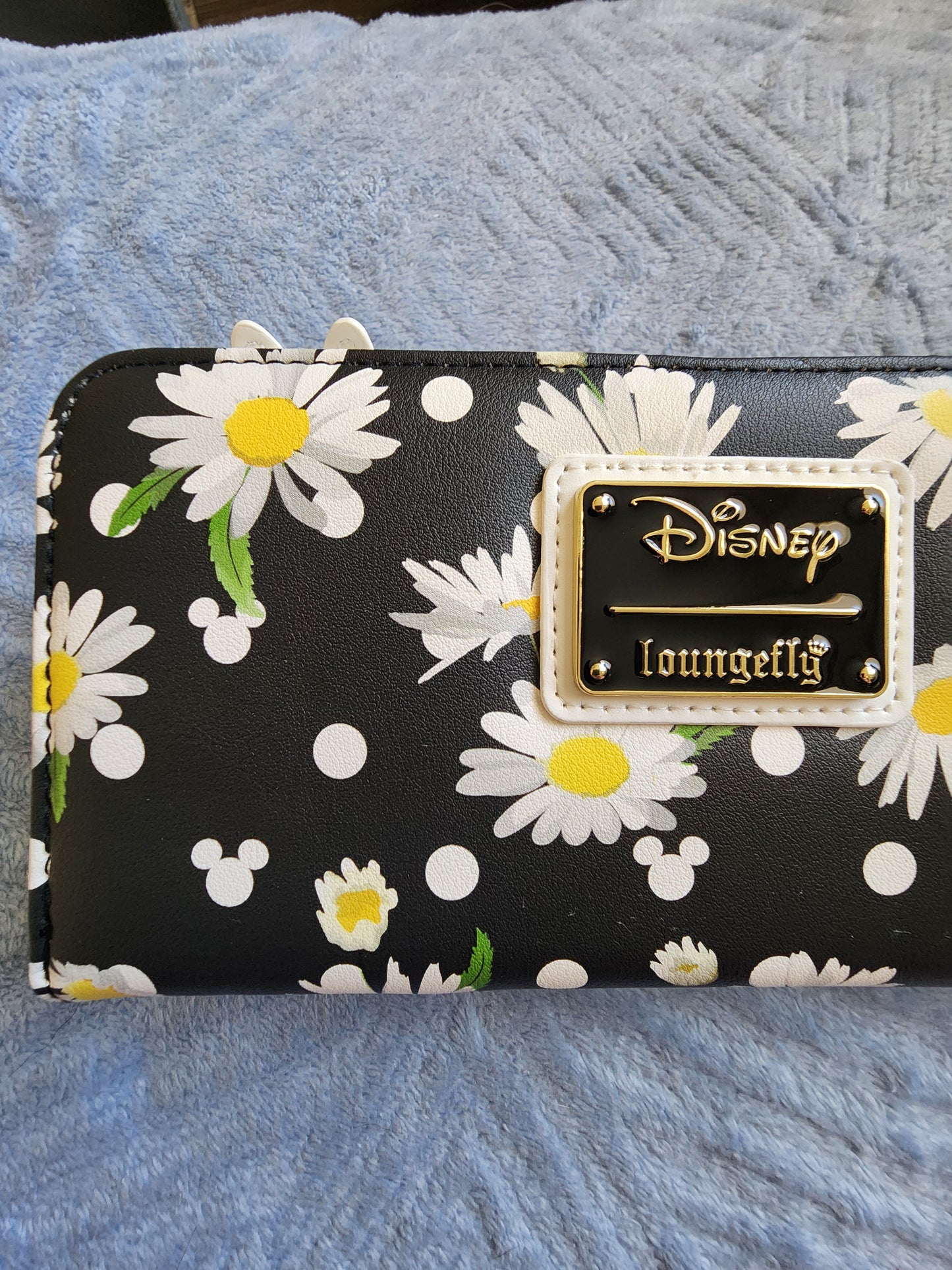 Loungefly Disney Minnie Mouse Daisy Flowers Wallet