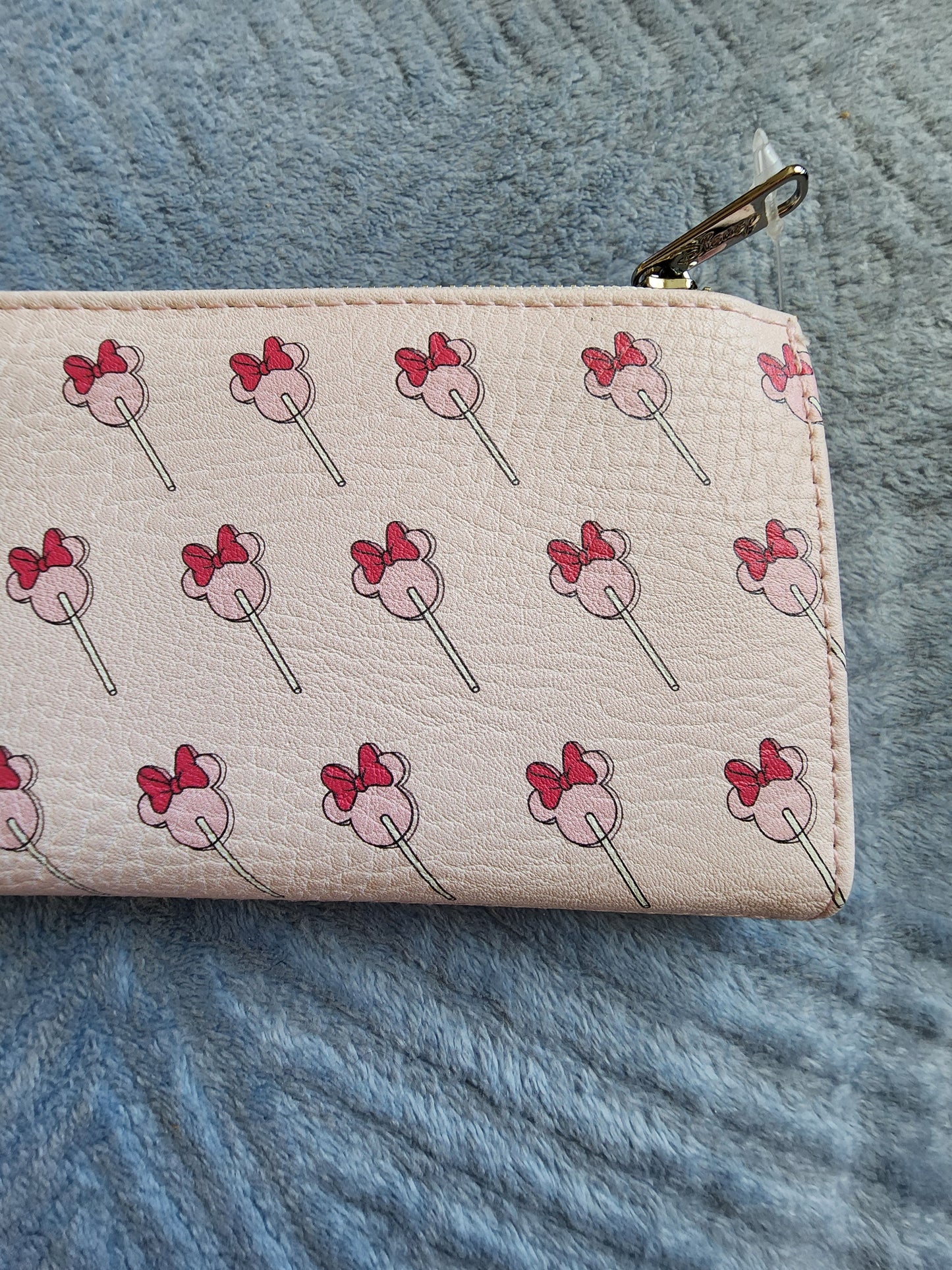 Disney Minnie Mouse Sucker Wallet