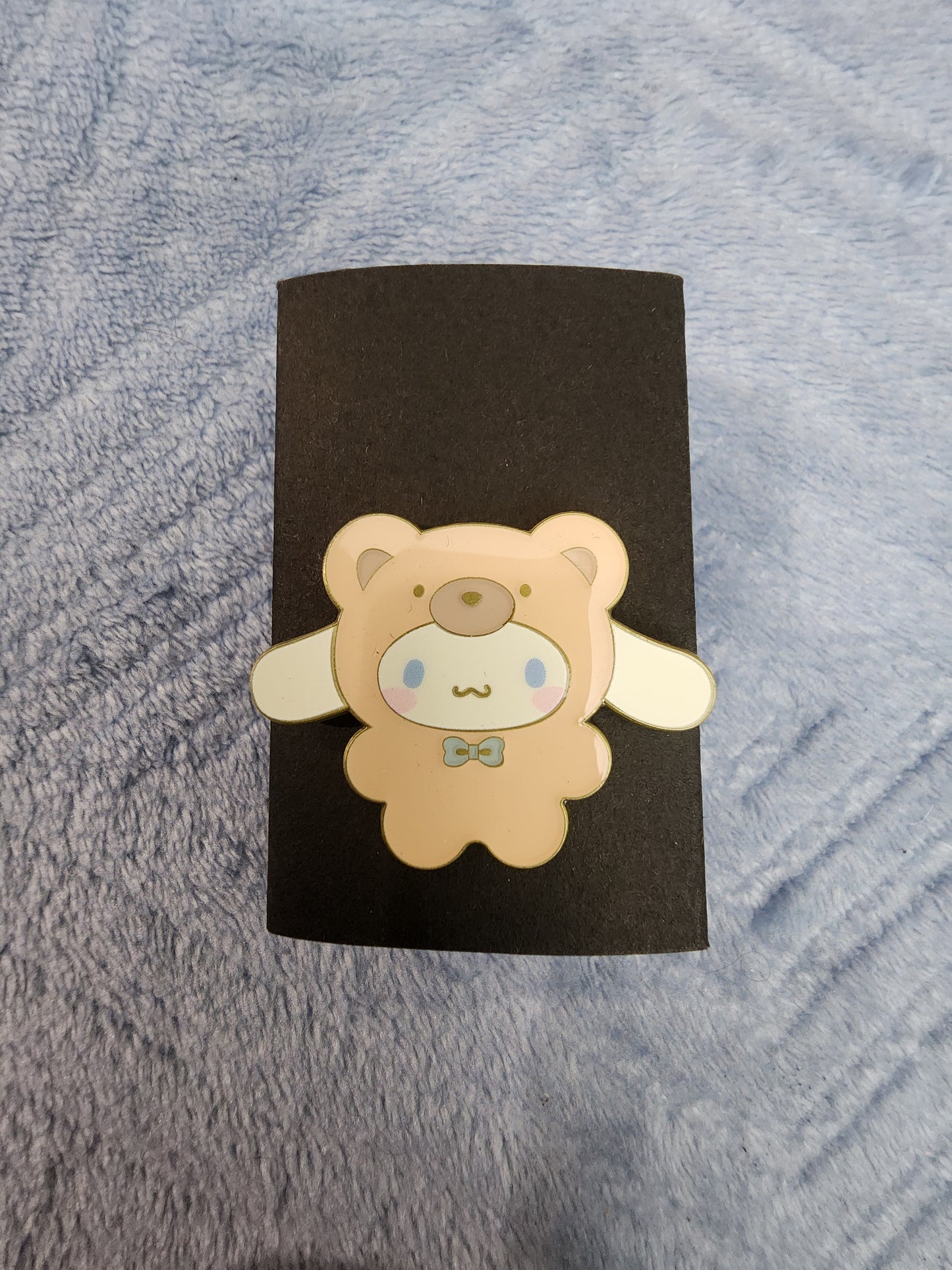 Hello Kitty and Friends Latte Bear Mystery Pins