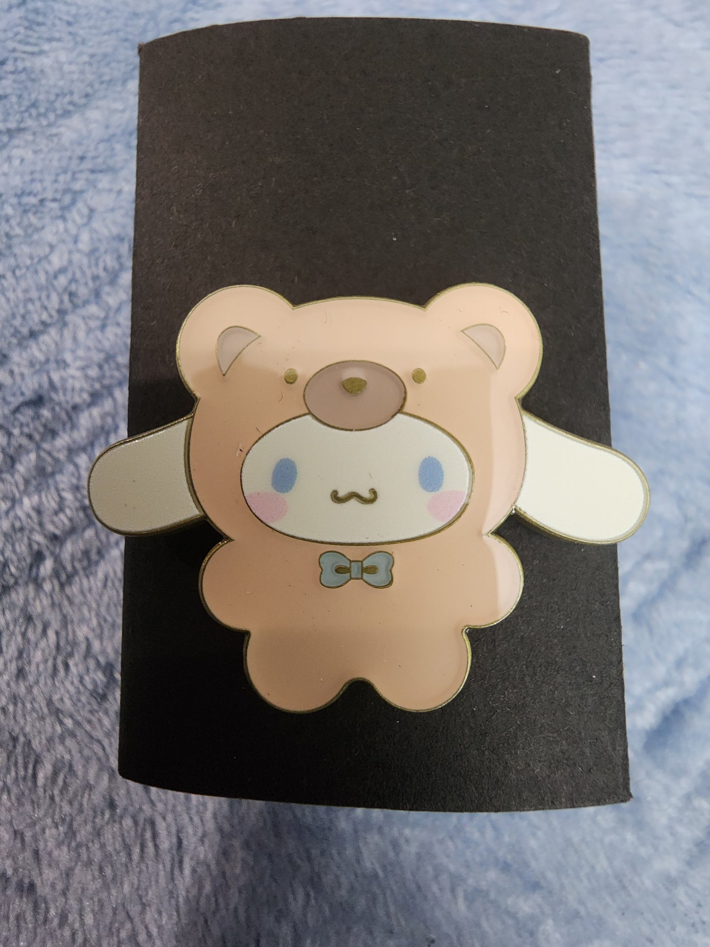 Hello Kitty and Friends Latte Bear Mystery Pins