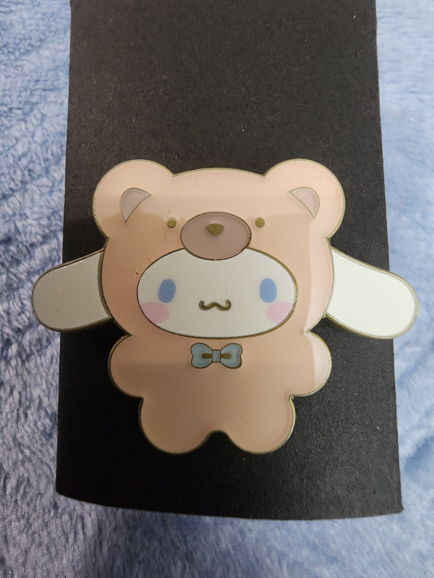 Hello Kitty and Friends Latte Bear Mystery Pins