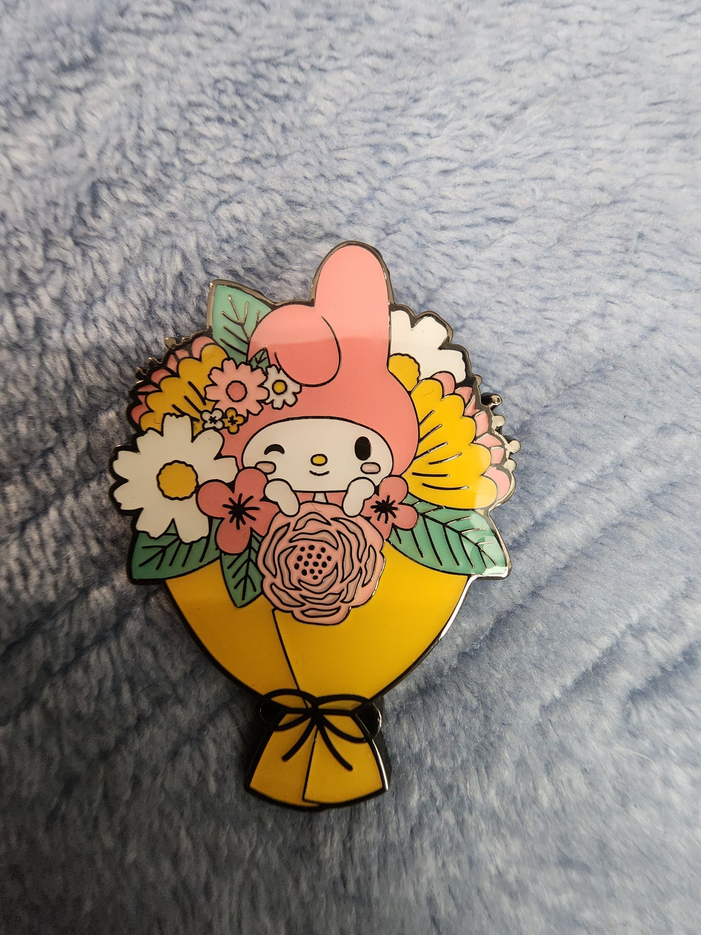 Loungefly Hello Kitty and Friends Bouquet Mystery Pins