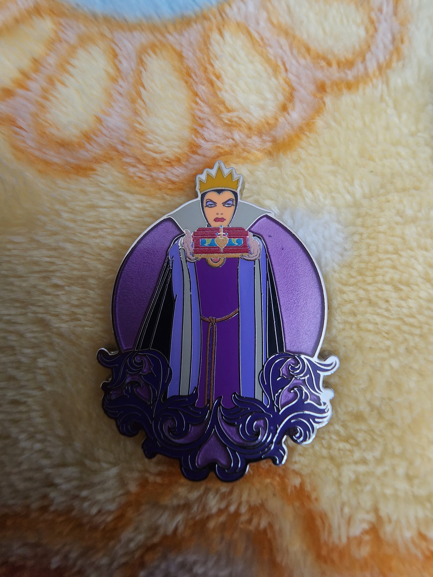Our Universe Disney Villains Mystery Pins