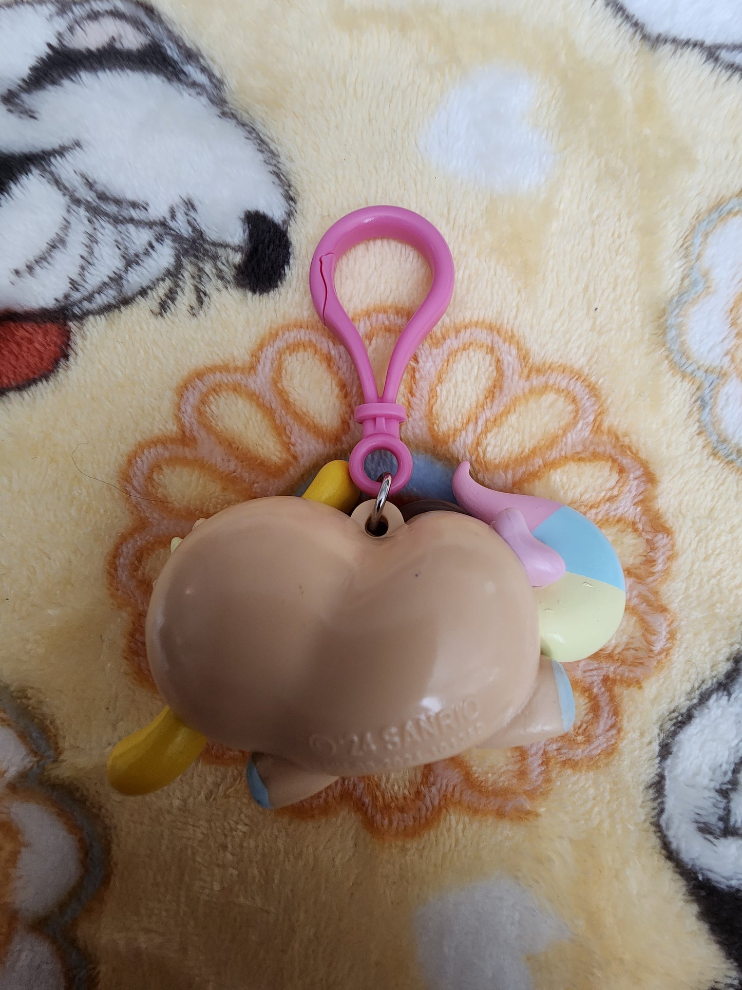 Hello Kitty and Friends Unicorn Mystery Bag Clips