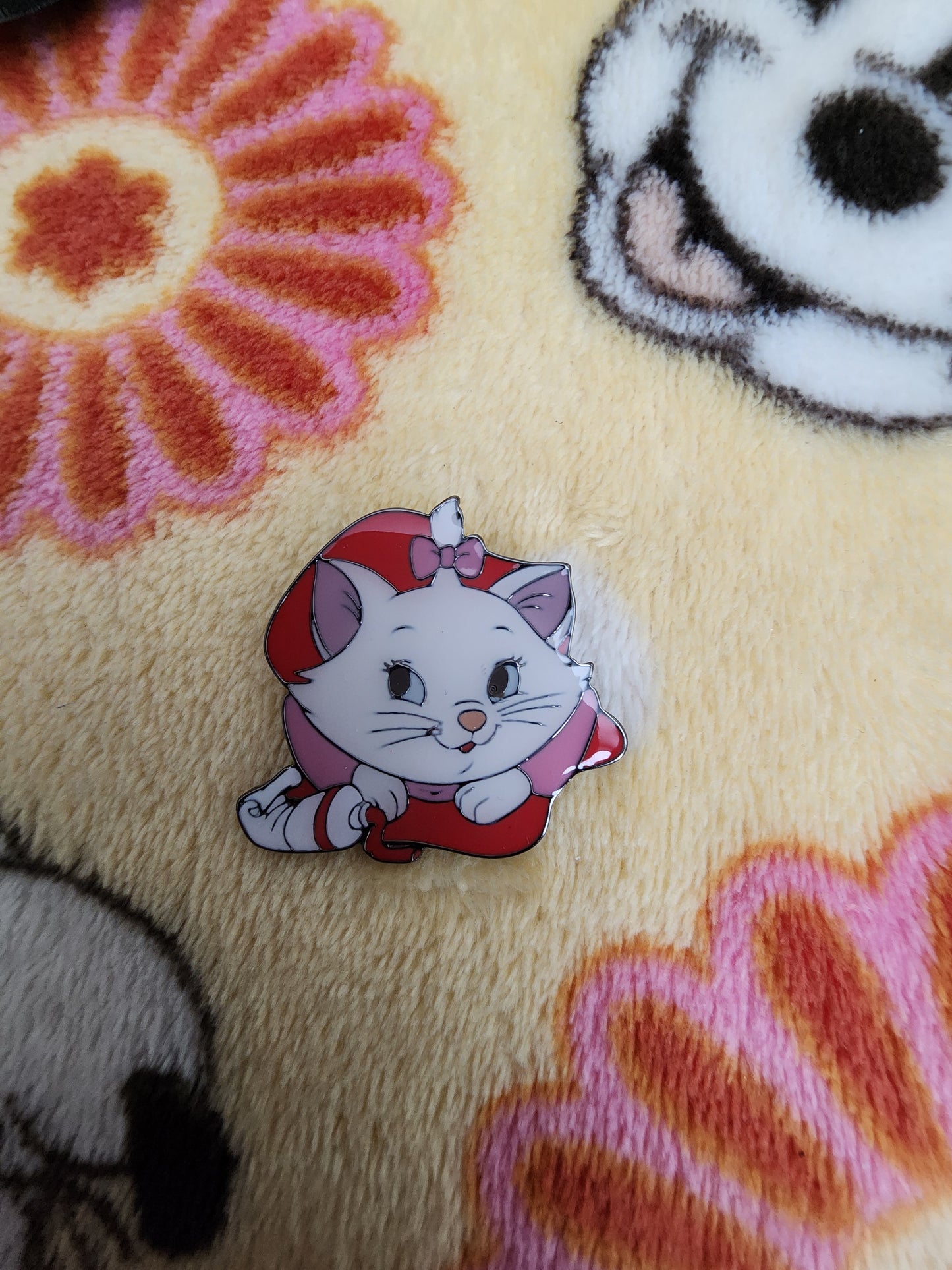 Disney The Aristocats Paint Mystery Pins