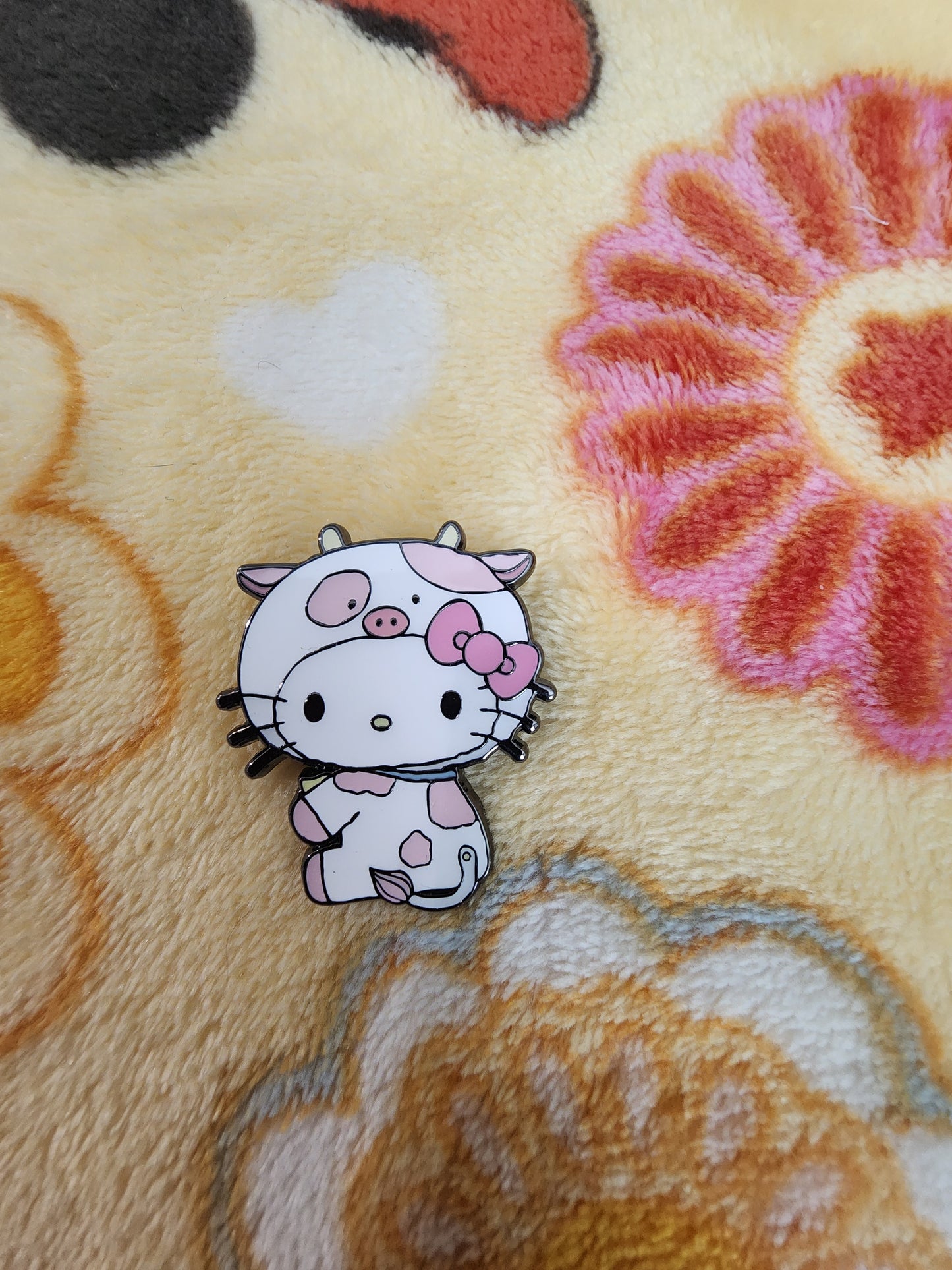 Loungefly Hello Kitty and Friends Colorful Cows Mystery Pins