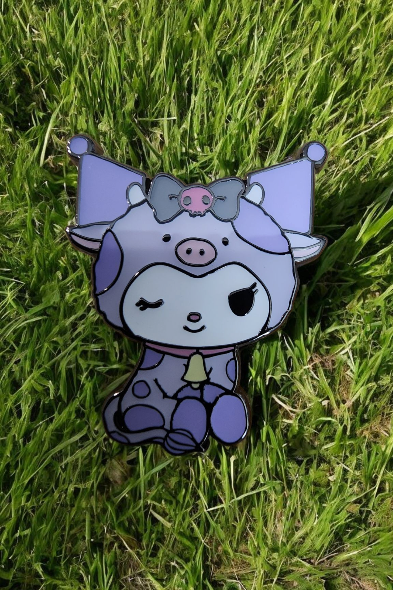 Loungefly Hello Kitty and Friends Colorful Cows Mystery Pins