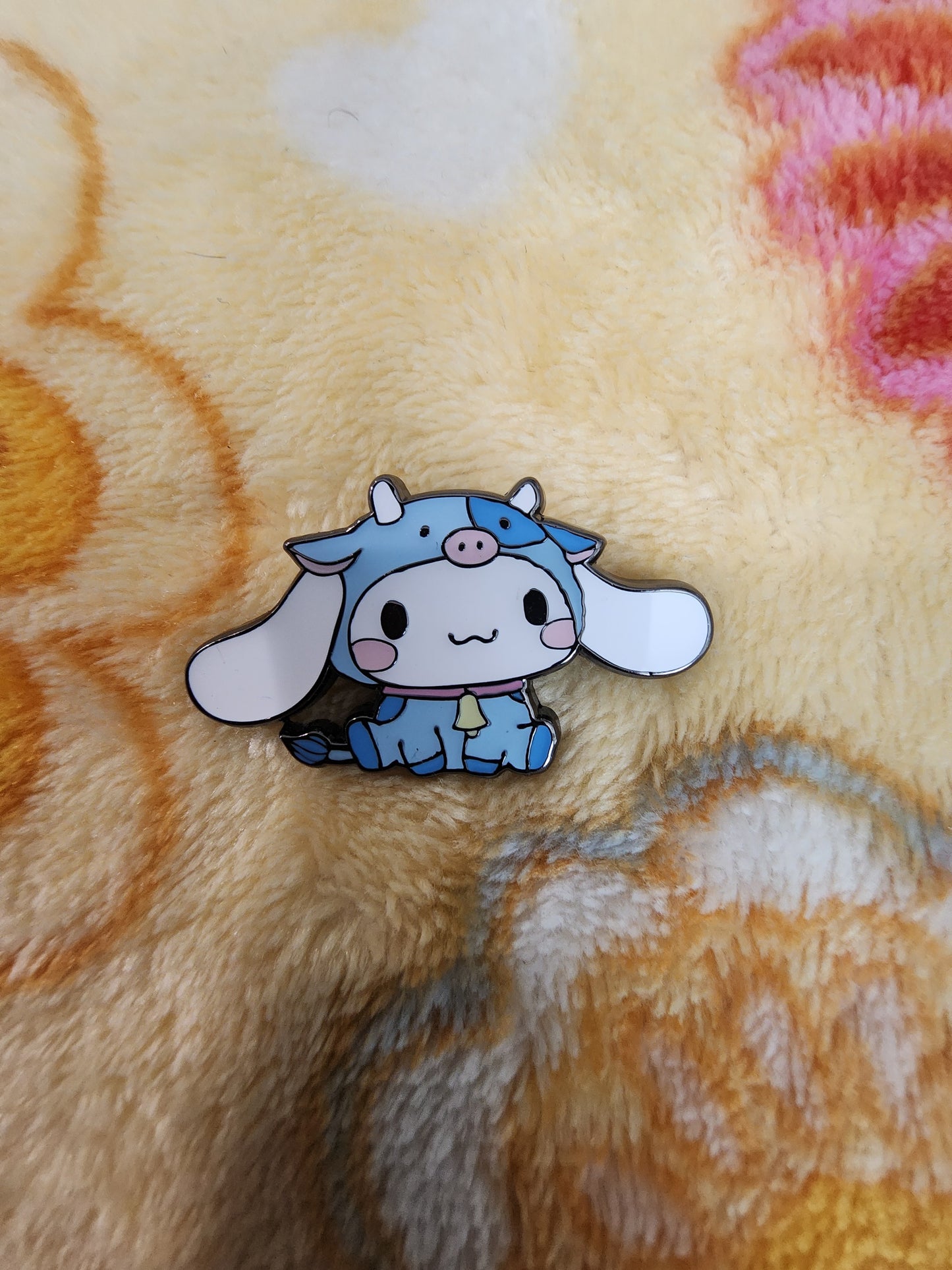 Loungefly Hello Kitty and Friends Colorful Cows Mystery Pins