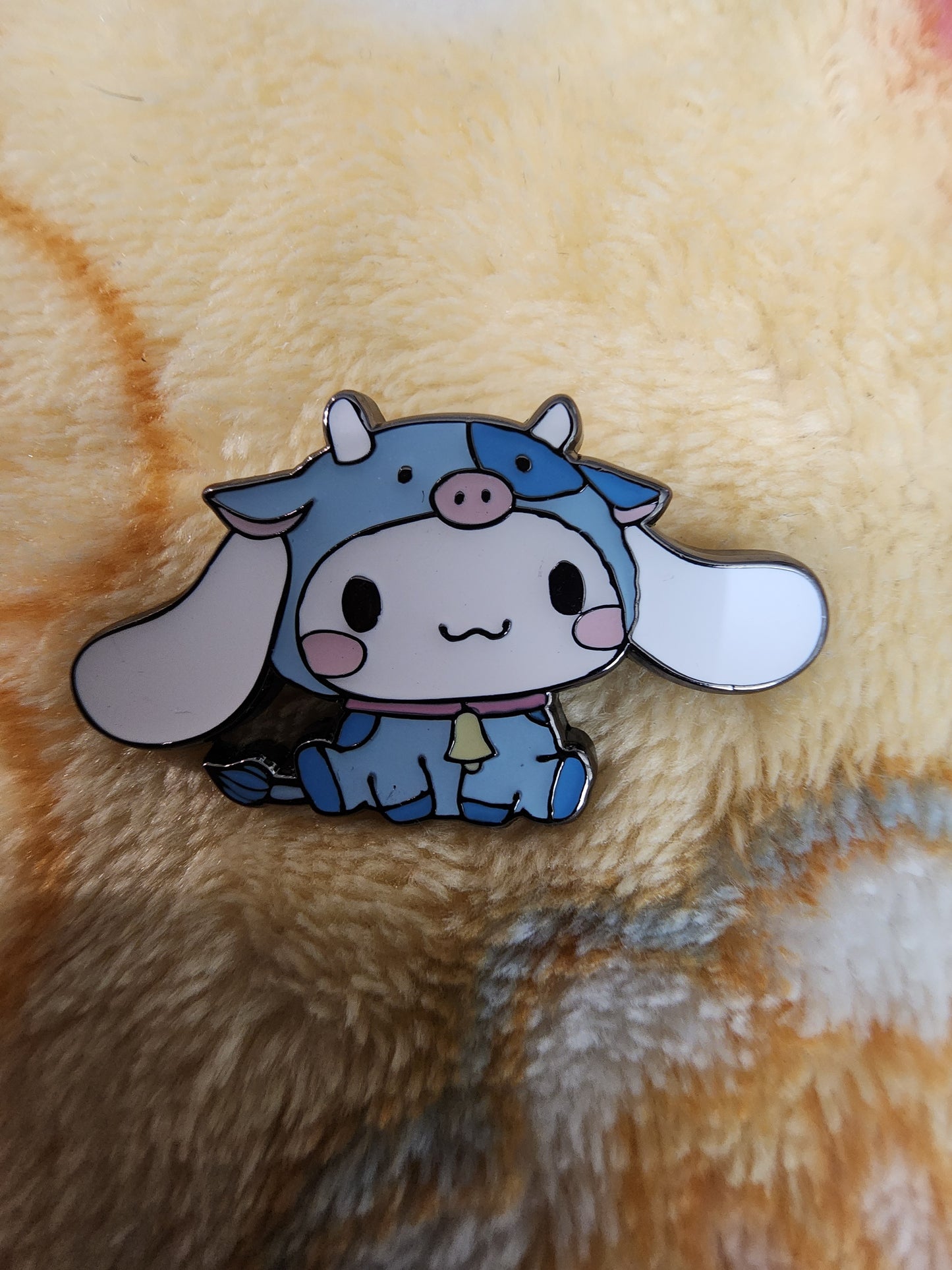 Loungefly Hello Kitty and Friends Colorful Cows Mystery Pins