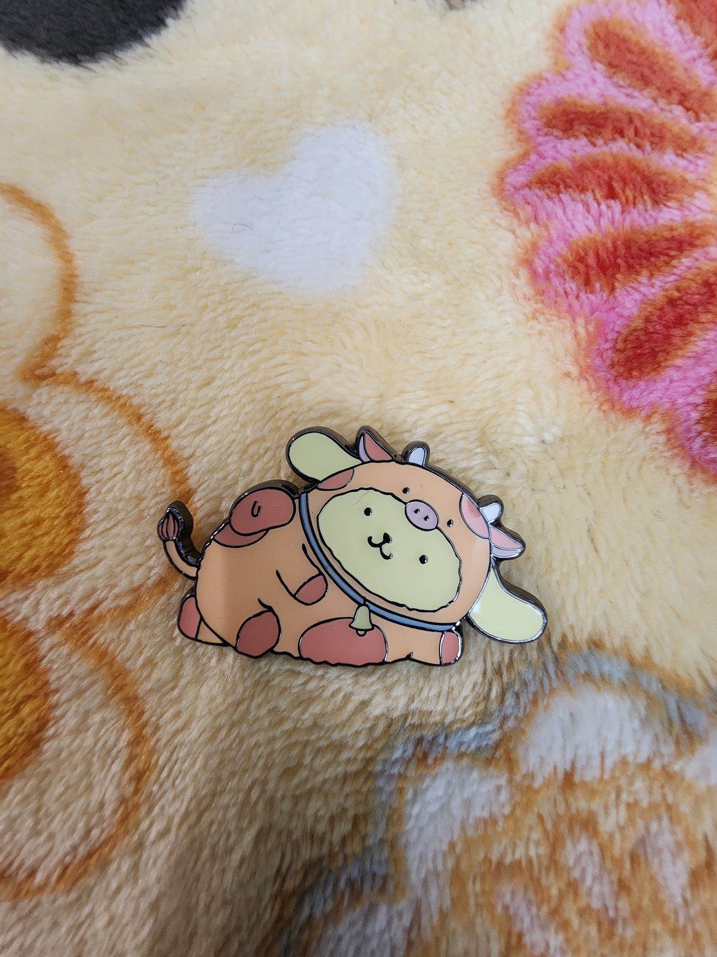 Loungefly Hello Kitty and Friends Colorful Cows Mystery Pins