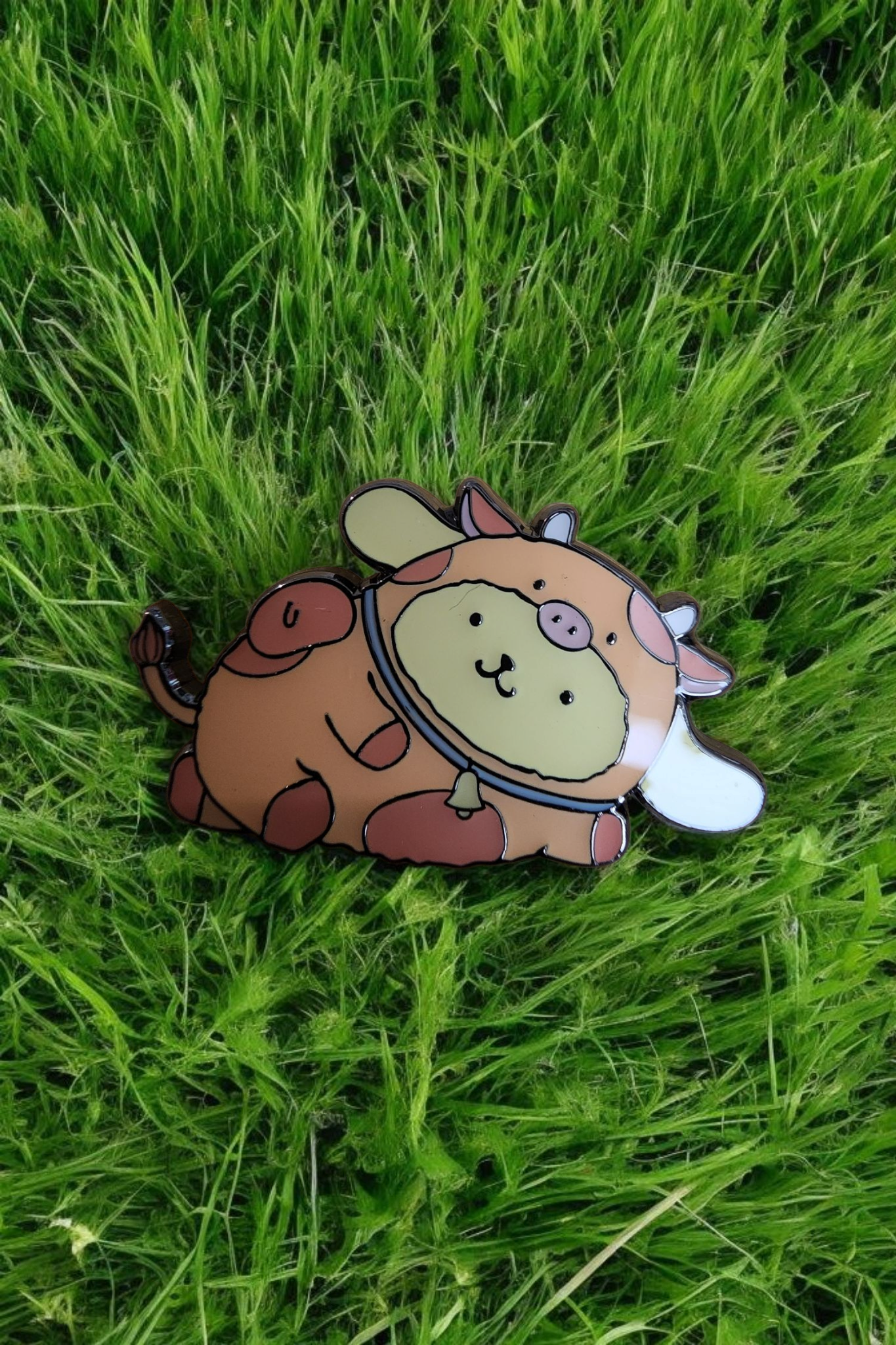 Loungefly Hello Kitty and Friends Colorful Cows Mystery Pins