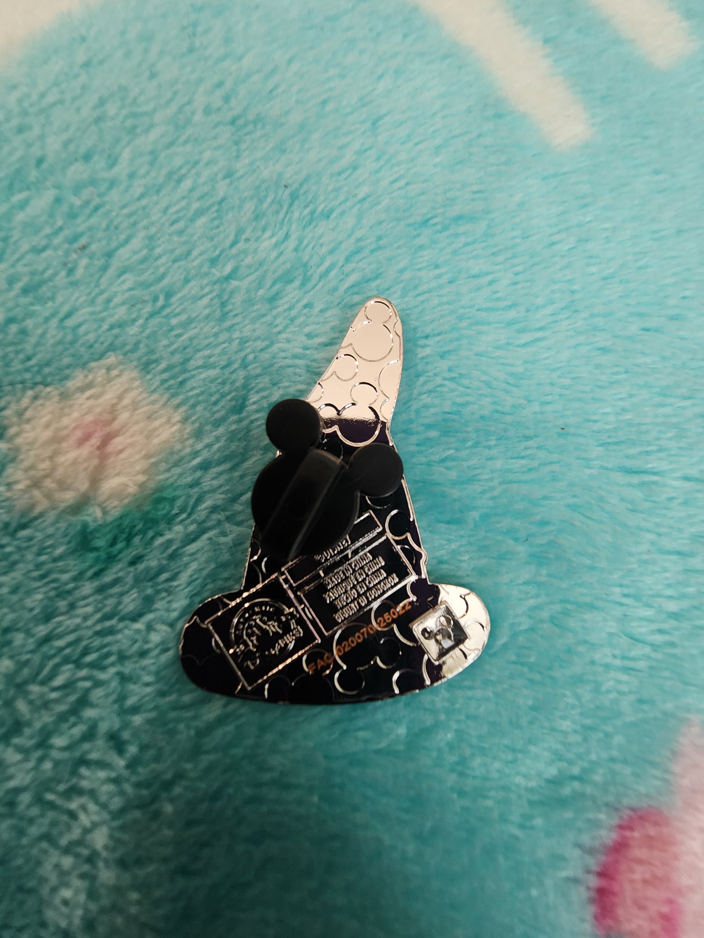 Disneyland Park Imaginative Icons  Mystery Pins