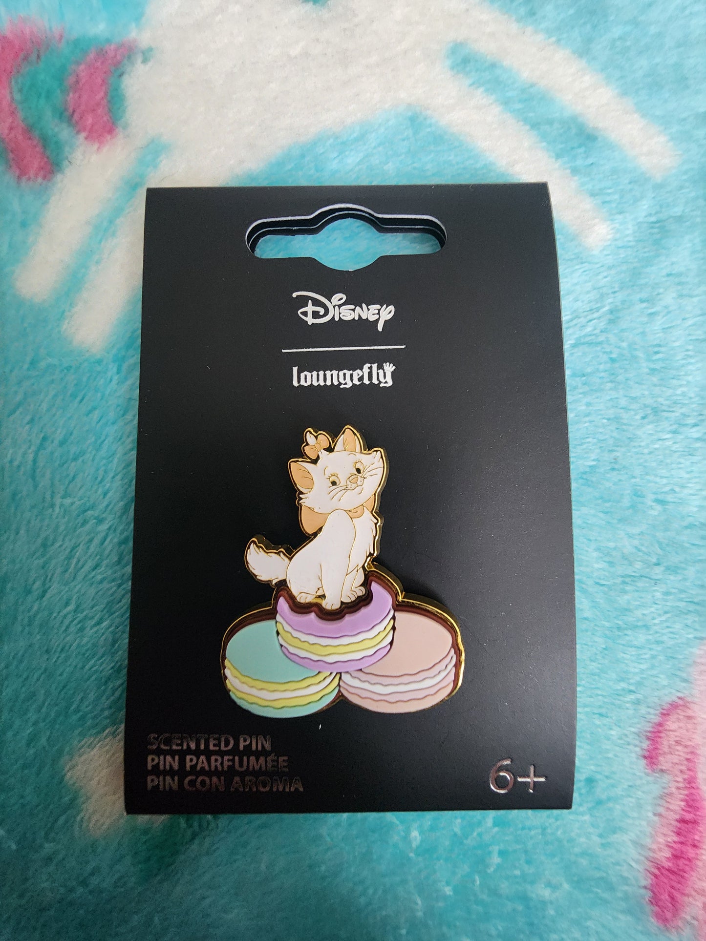 Loungefly Disney Aristocats Marie Macarons Pin
