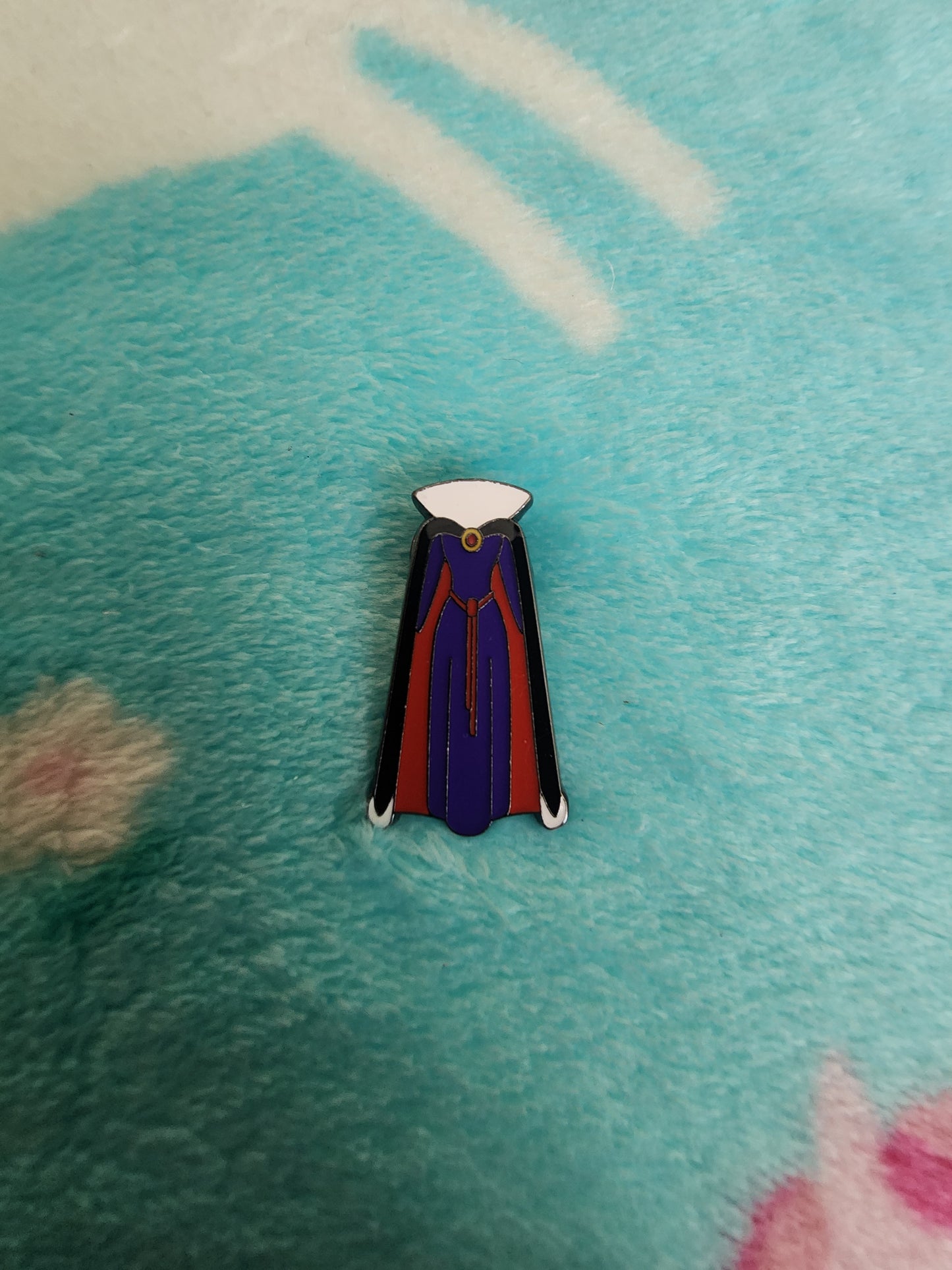 Loungefly Disney Villains Outfits Mystery Pins