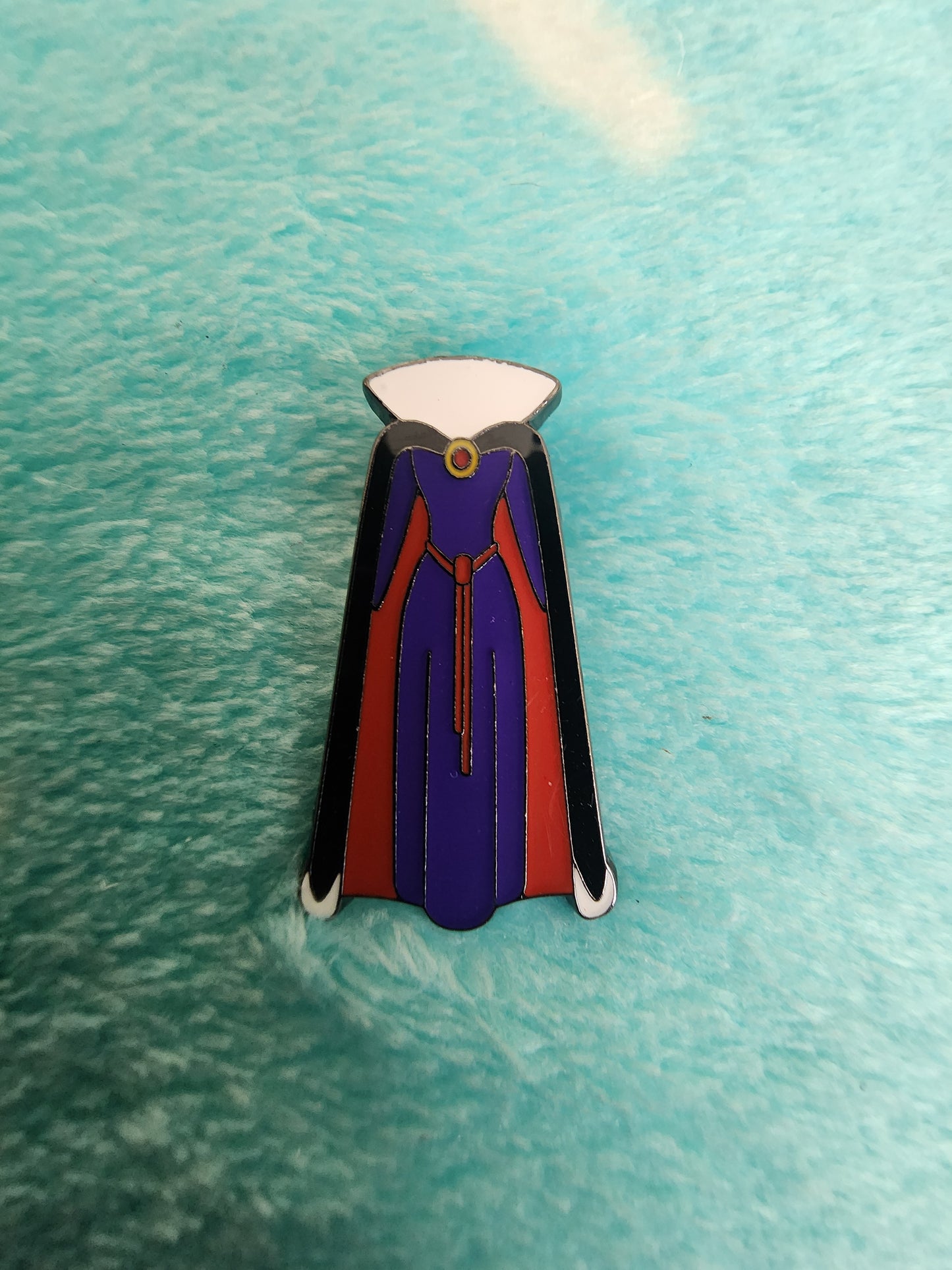 Loungefly Disney Villains Outfits Mystery Pins