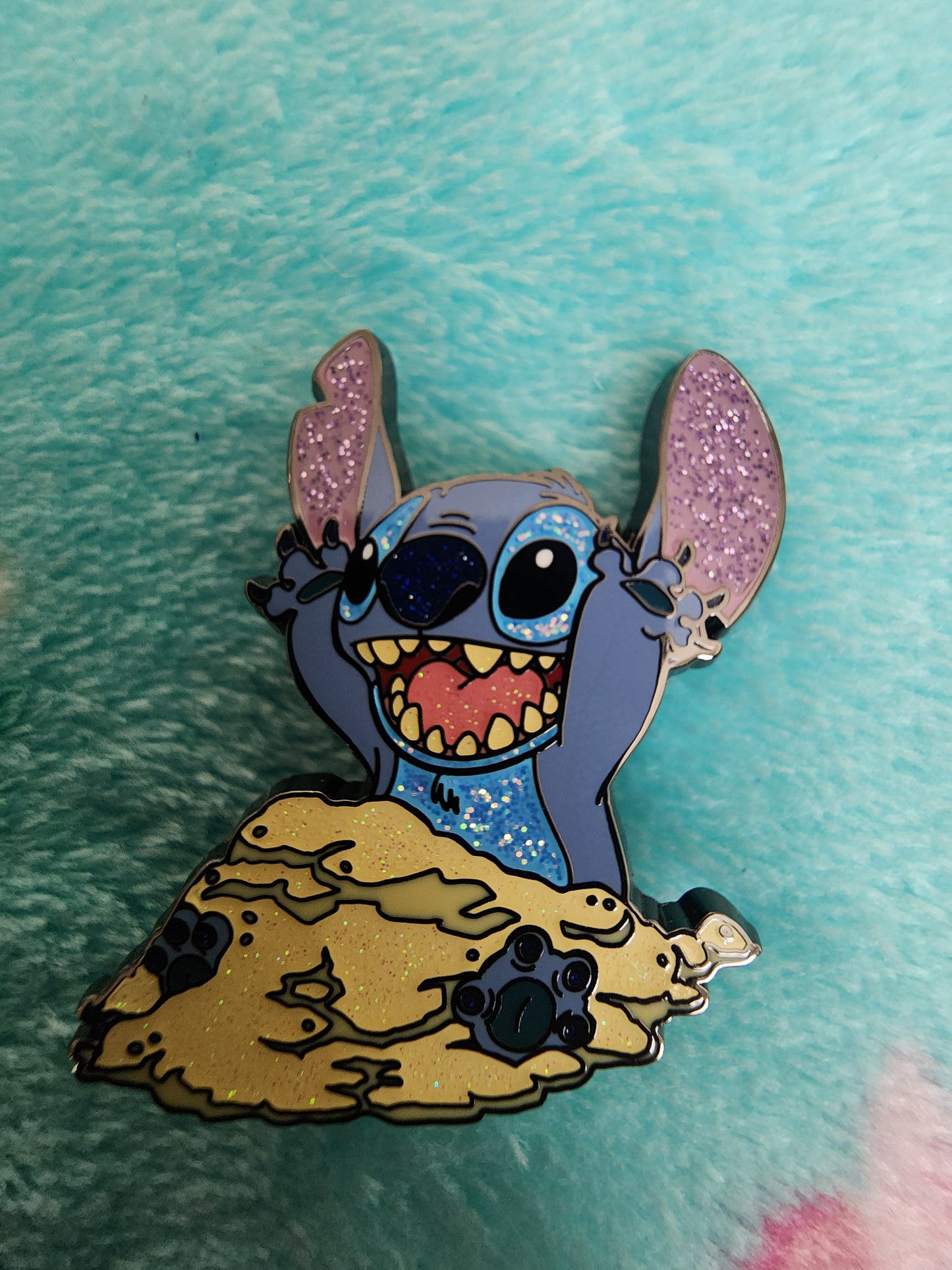Figpin Disney Lilo and Stitch Glitter Mystery Pins