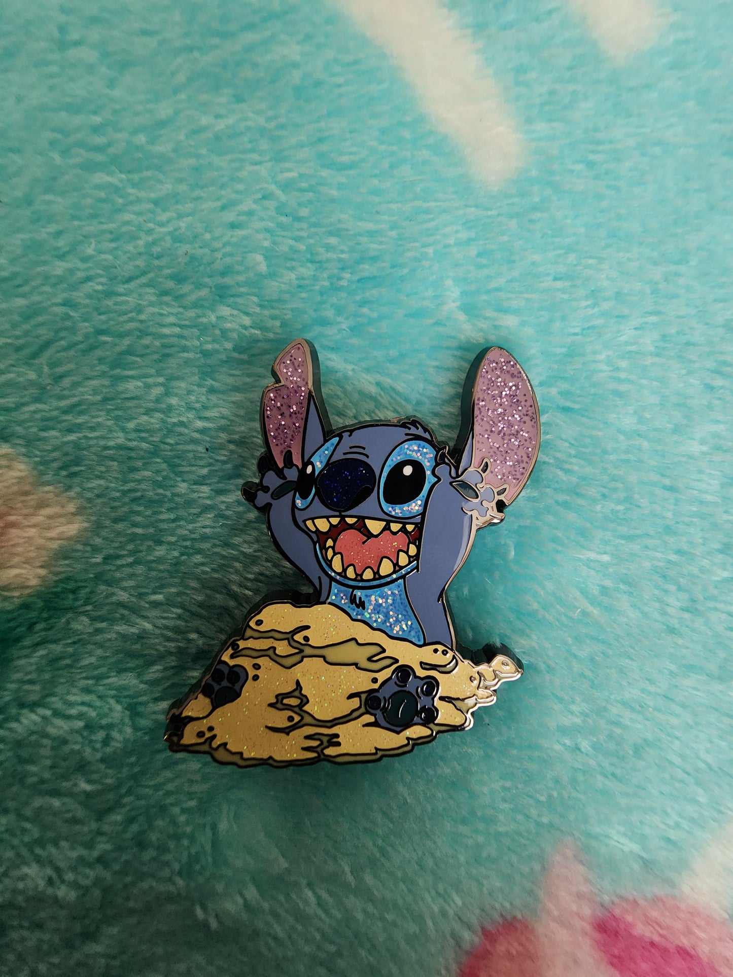 Figpin Disney Lilo and Stitch Glitter Mystery Pins