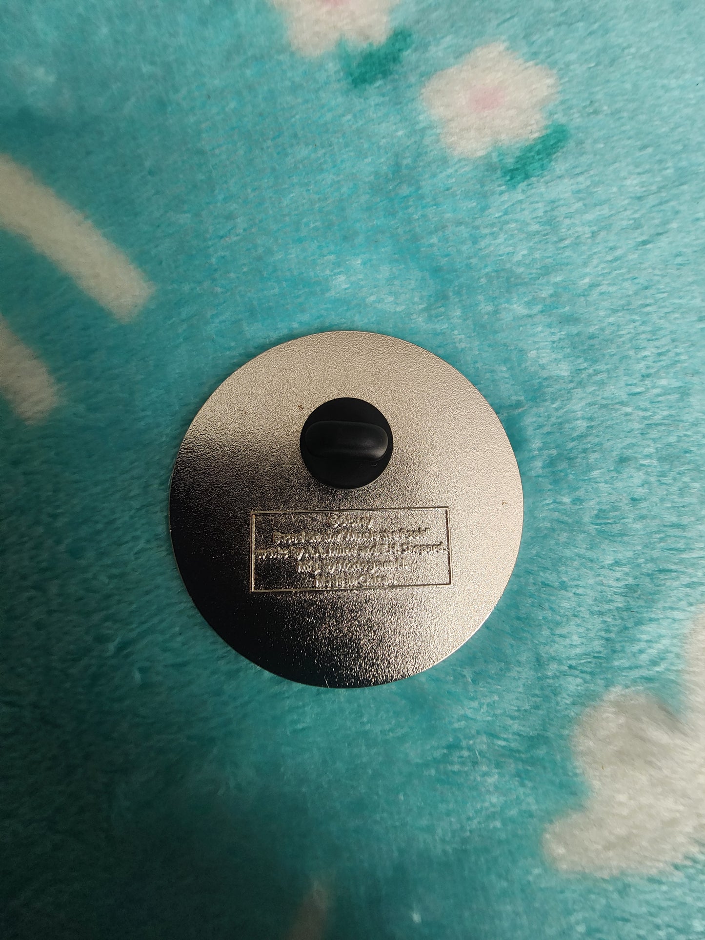 Loungefly Disney Winnie the Pooh and Friends Tonal Floral Mystery Pins