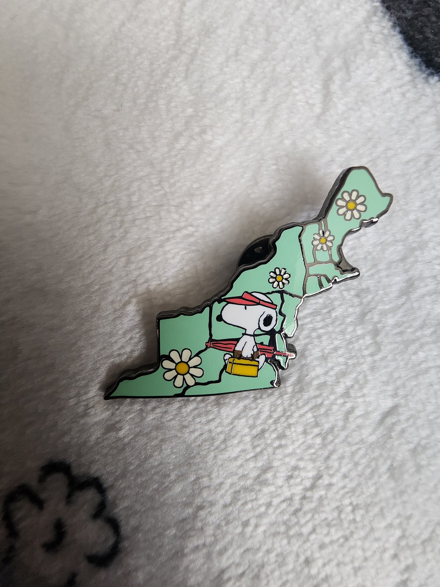 Loungefly Snoopy USA Road Trip Mystery Pins