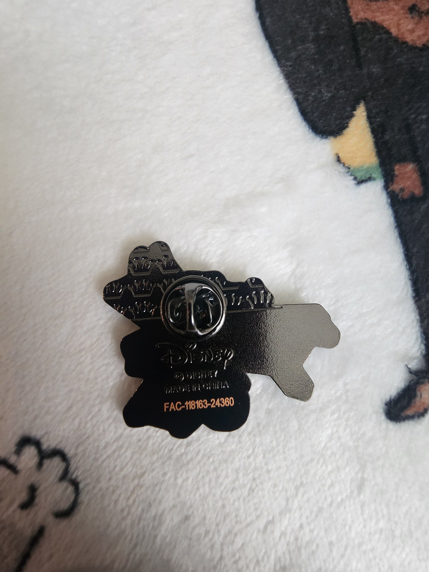 Loungefly Disney Stitch and Angel Vacation Tropical Scented Mystery Pins