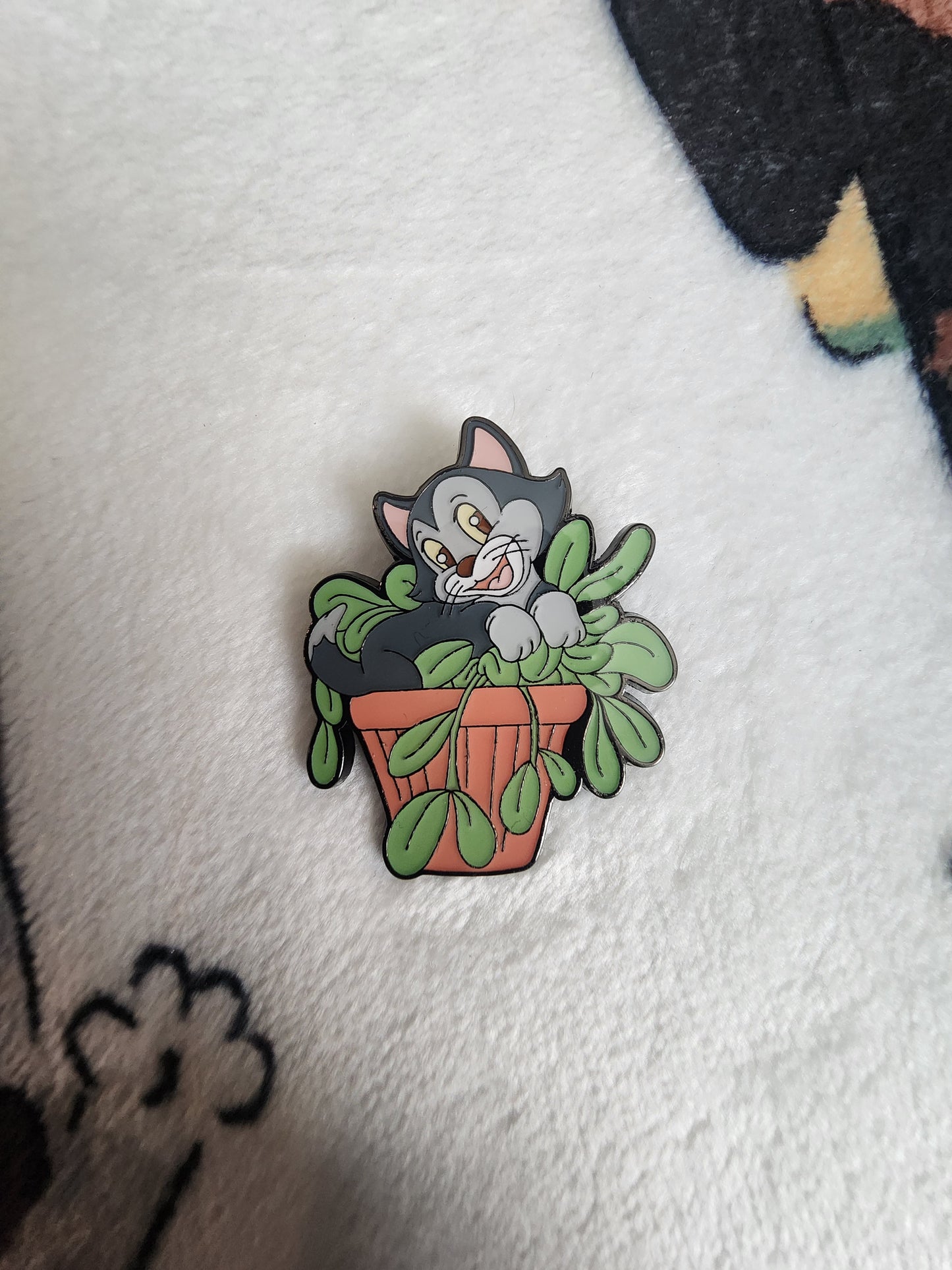 Loungefly Disney Cats Plants Mystery Pins