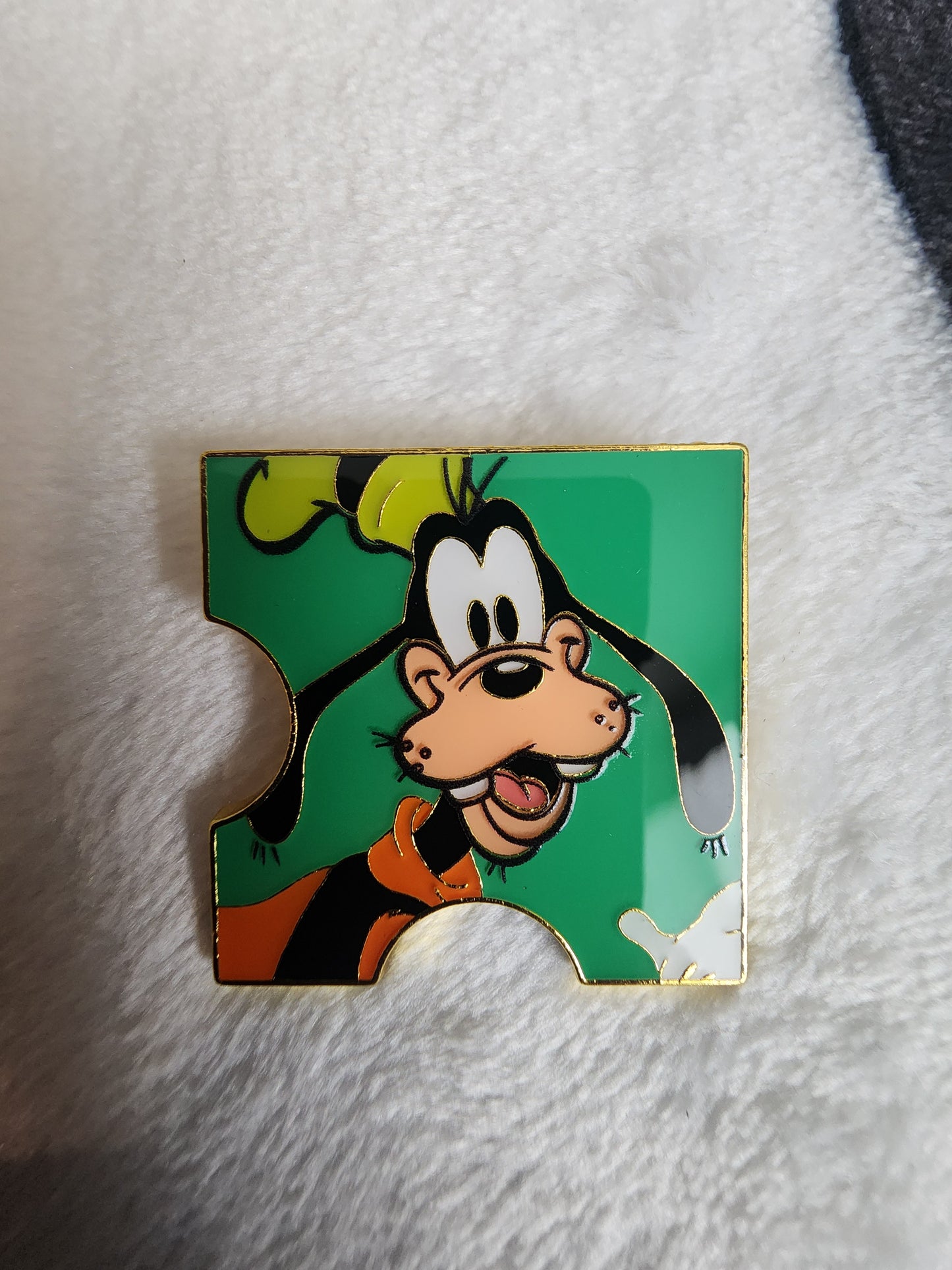 Loungefly Disney Mickey and Friends Portrait Puzzle Pieces Mystery Pins