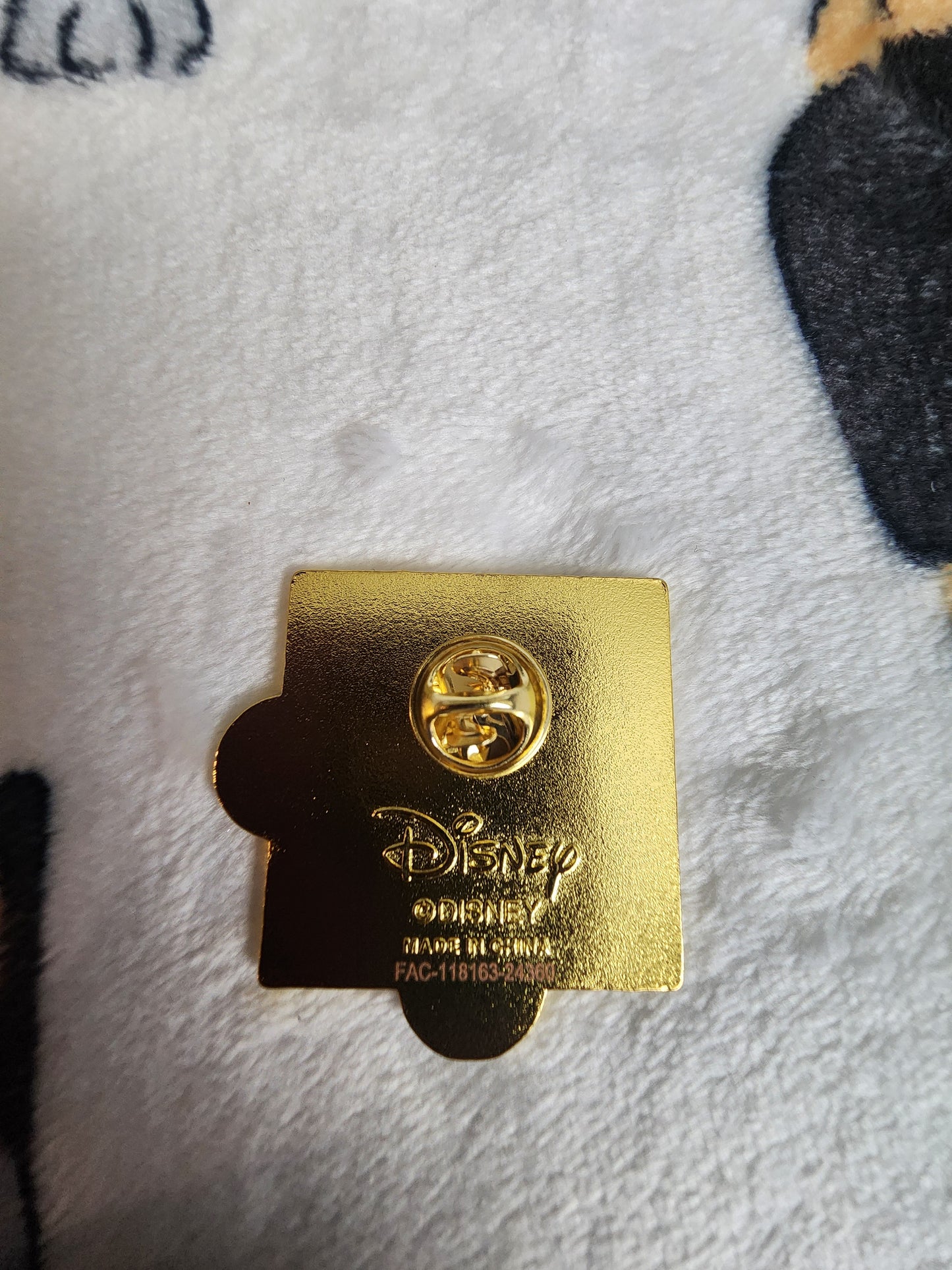 Loungefly Disney Mickey and Friends Portrait Puzzle Pieces Mystery Pins