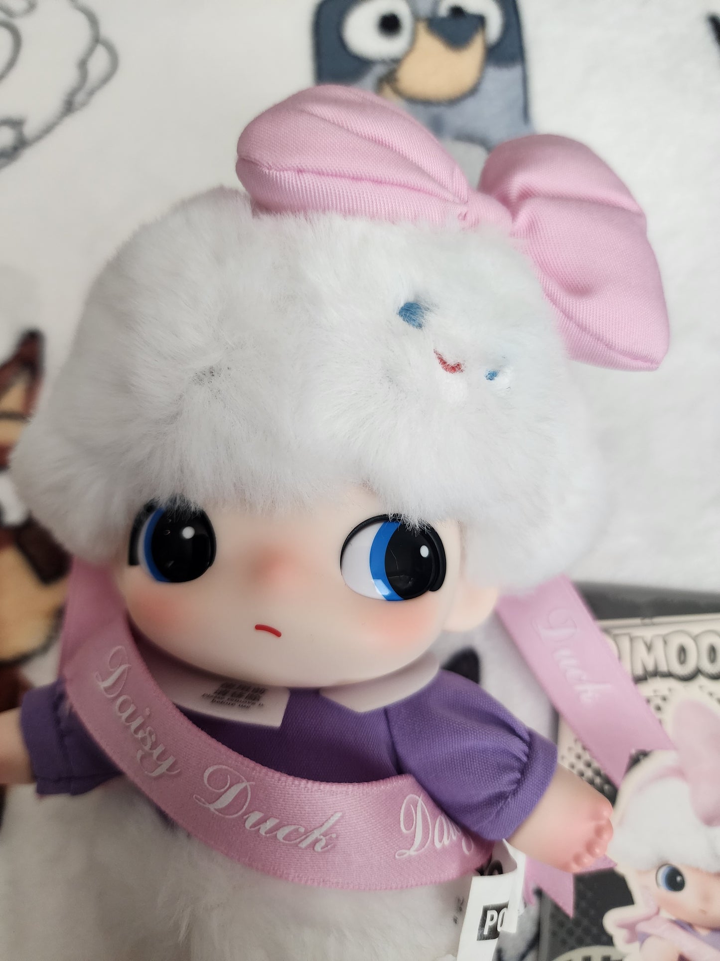 Pop Mart Disney Daisy's Gift Dimoo World Vinyl Plush Keychain/Bag Clip