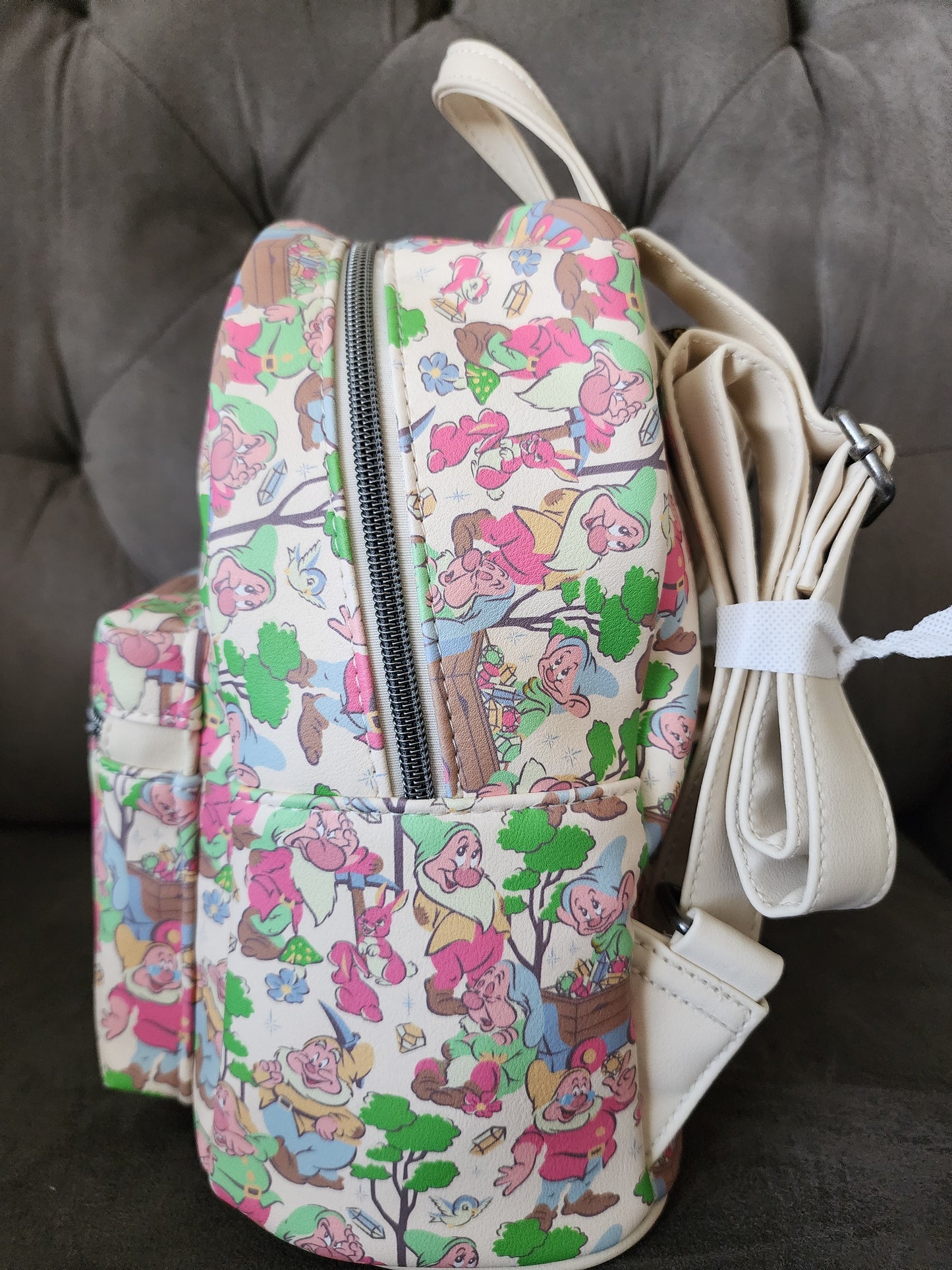 Loungefly Disney Snow White and The Seven Drawfs Backpack