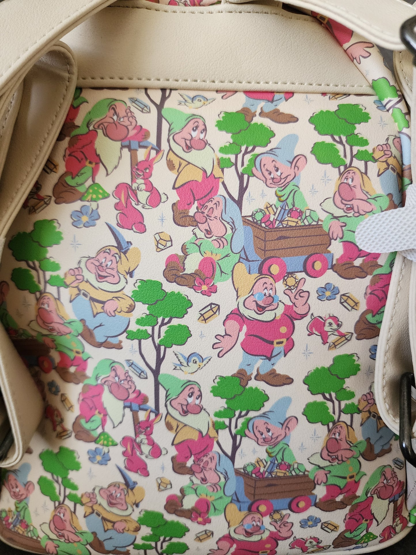 Loungefly Disney Snow White and The Seven Drawfs Backpack